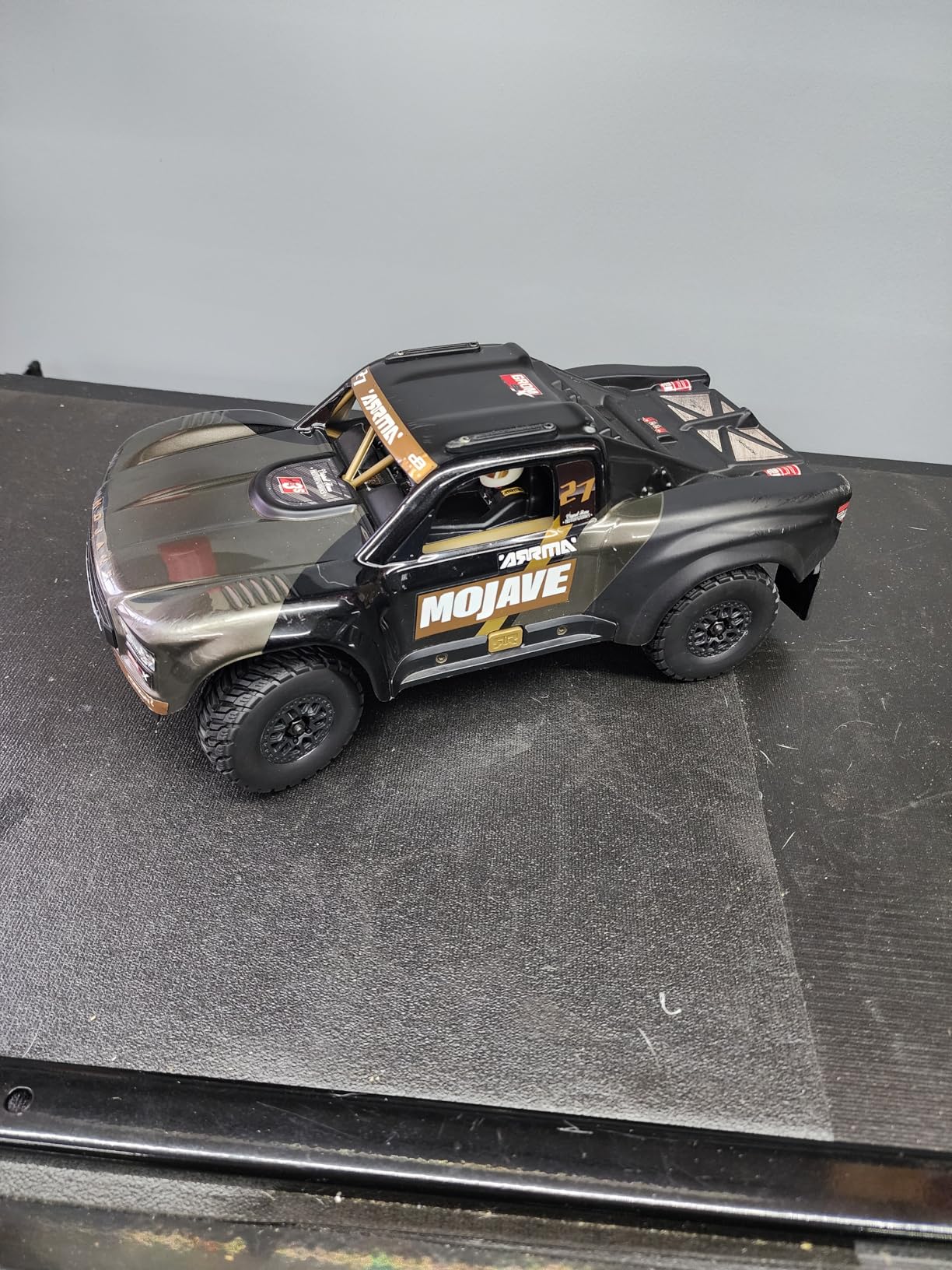 ARRMA RC Truck Mojave GROM 4X4 223S BLX BRUSHLESS Small Scale Desert Truck RTR with DSC customer photo 1
