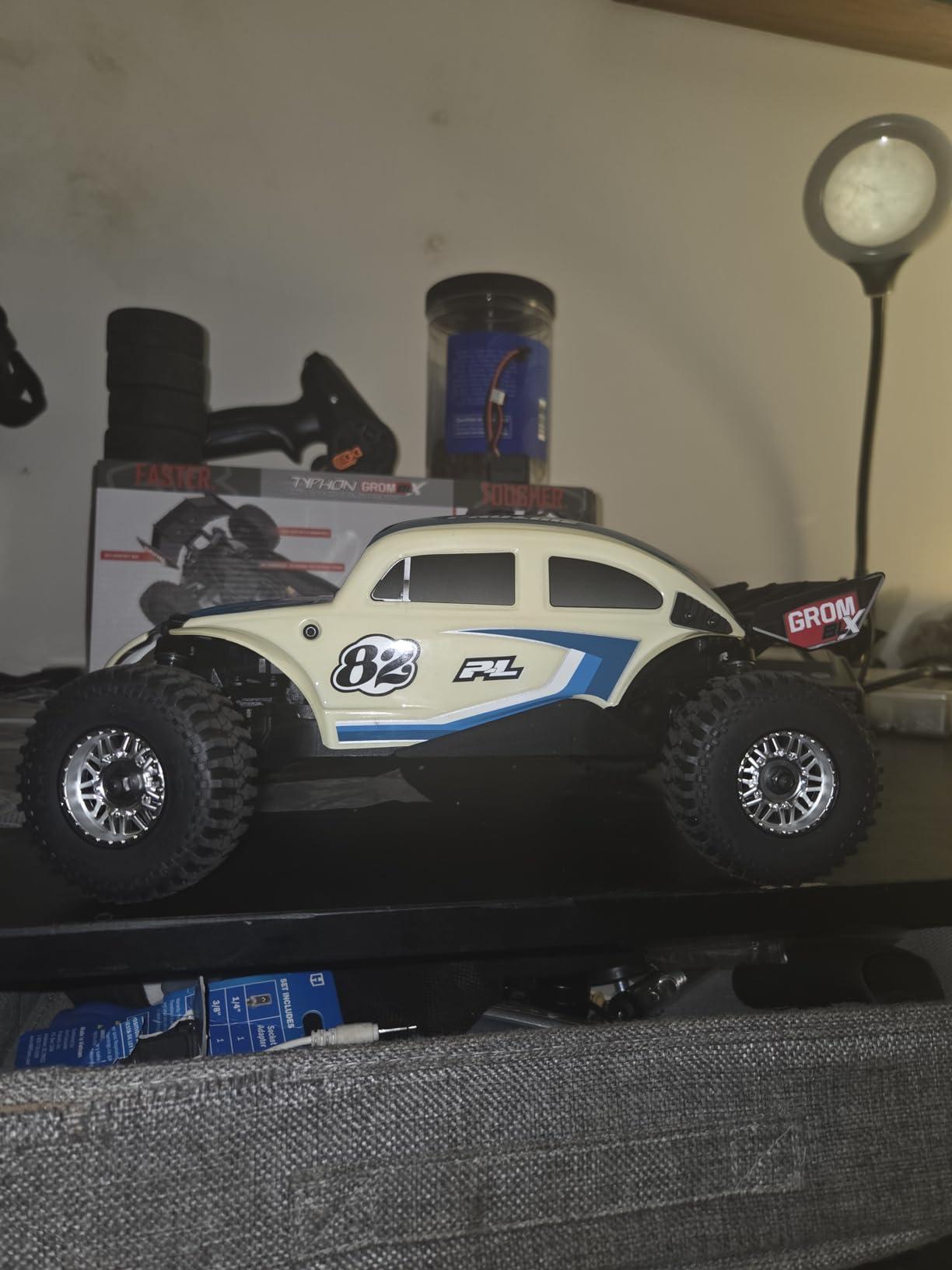 Arrma Typhon GROM 4X4 223S BLX BRUSHLESS Small Scale Buggy RTR with DSC Silver customer photo 2