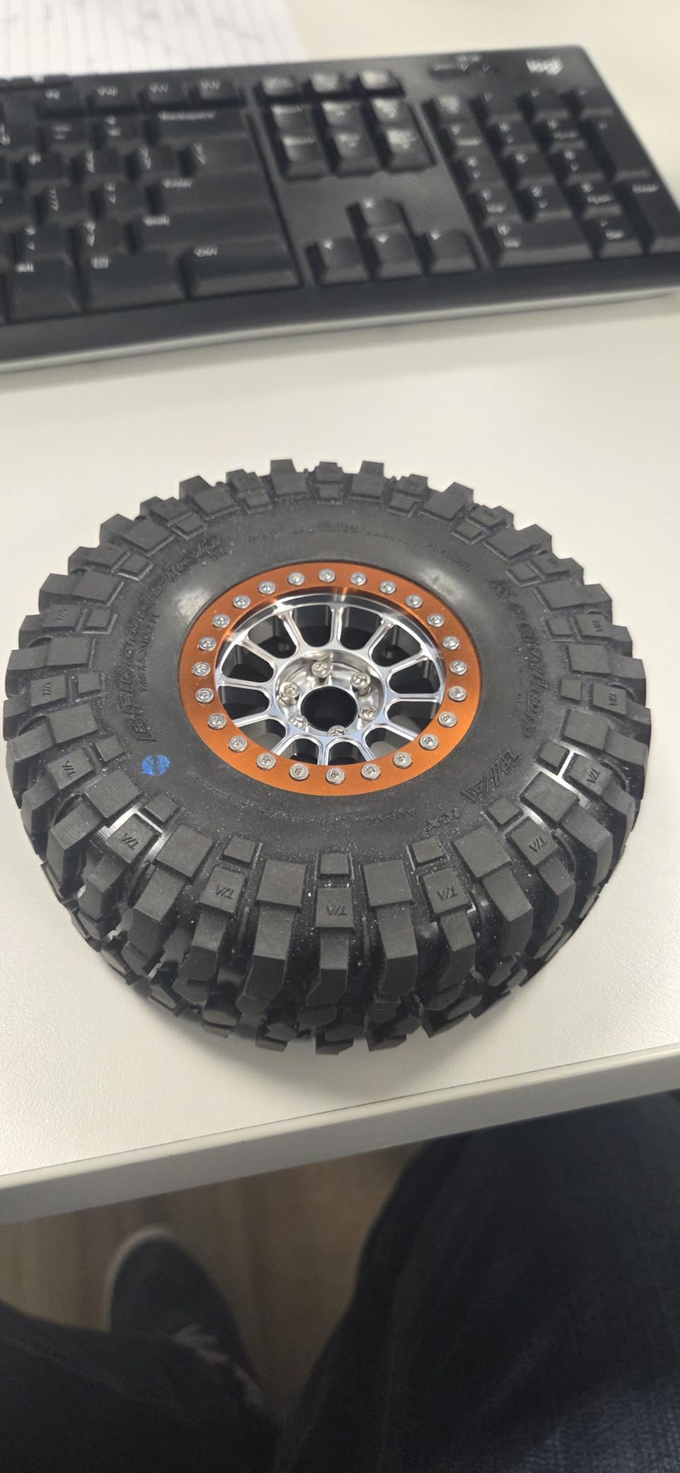 200g Super Heavy 2.2 Beadlock Wheels Aluminum 1/10 Crawler RC Wheel 4pcs Rims Hub for Axial SCX10 Trx4m Silver Screws (Silver Orange) customer photo 1