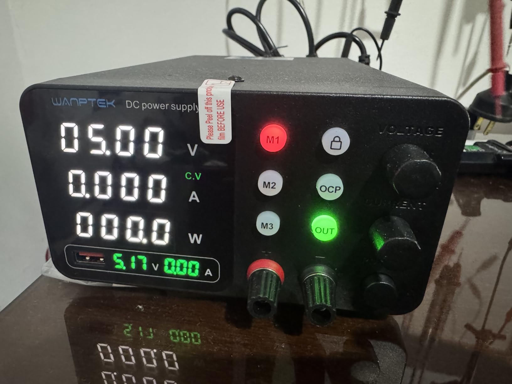 WANPTEK DC Bench Power Supply 30V 10A, Regulated Variable Lab Power Supply with Memory Presets, Encoder Knob,OCP Protection, Output Switch, 4-Digit LED, USB Fast Charge and Key Lock for Repair customer photo 1