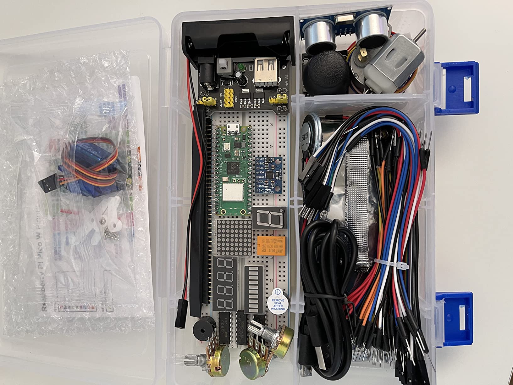 Freenove Ultimate Starter Kit for Raspberry Pi Pico 2 W (Included), Dual Arm Cortex-M33 and Dual Hazard3 RISC-V Microcontroller, 767-Page Detailed Tutorial, 224 Items, 119 Projects, Python C Java Code customer photo 1