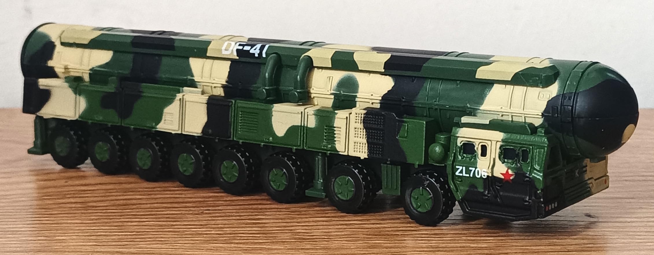 NUOTIE 1/144 DF-41 Missile Launcher Car Model Alloy Die-cast Metal Army Military Fighting Vehicle Model Military Enthusiasts Collection or Gift (627205) customer photo 1