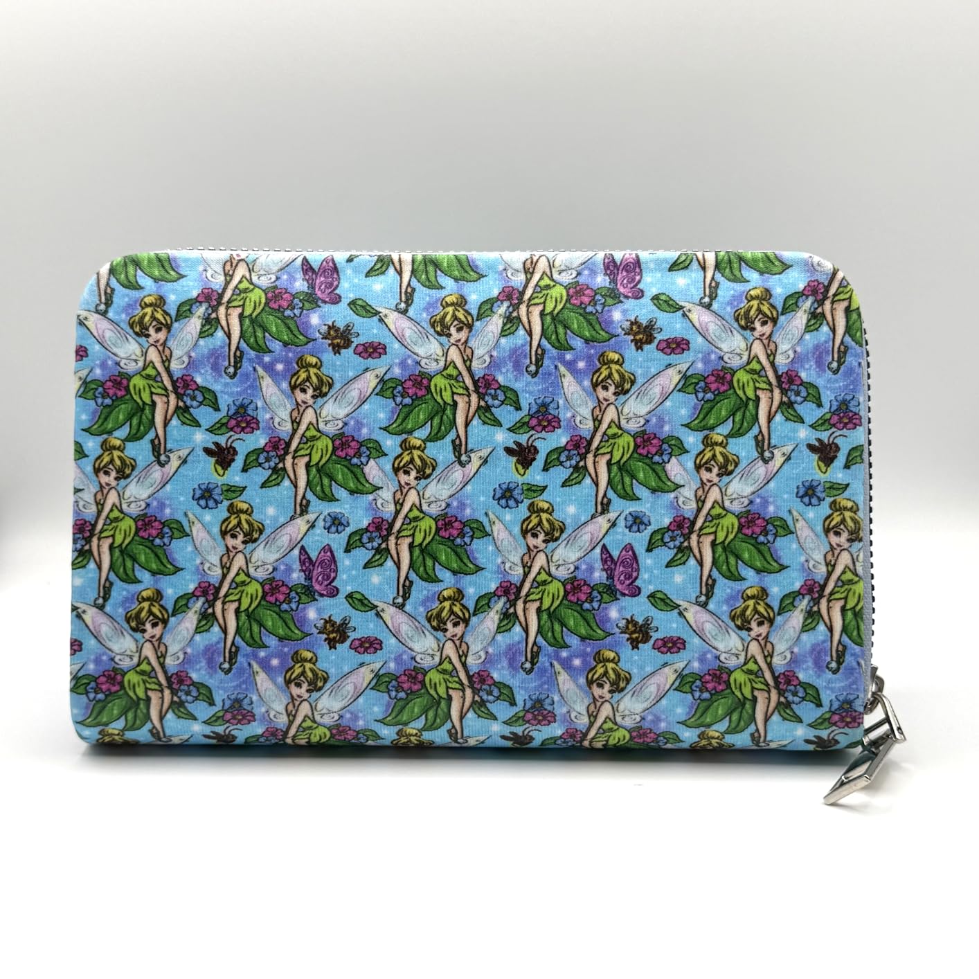 Photo Light Box, 12/16/20/24/32 Inch Photography Light Box with CRI>95 120 Light Beads. Dimmable Shooting Tent Kit with White and Warm Light. 6 Color Backdrops Photo Booth for Studio Products Display customer photo 1″ class=”wp-image-customer”/></figure>


<p>Technically, the 3200-4200-5600K color temperature range covers most lighting situations. I found 5600K worked best for replicating natural daylight in my photos. The six color PVC backdrops (black/white/yellow/blue/red/gray) are wrinkle-resistant and easy to clean – just wipe them down.</p>
<p>One thing to note: there’s a slight odor when you first open the package. Let it air out for a day before use. Also, at 12 inches, this tent works best for smaller scales. My 1/35 armor fits, but larger dioramas need more space.</p>


<figure class=