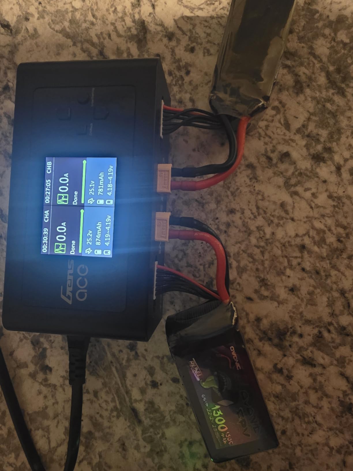 IMARS D300 Gens Ace Lipo Battery Charger G-Tech Series Smart Dual Lipo Balance Charger AC 300W DC 700W(350W*2) 16A Dual Channel Charger for 1s~6s Lipo Batteries, Life/NiCd/MH/LiHV, Plug&Play (Black) customer photo 2