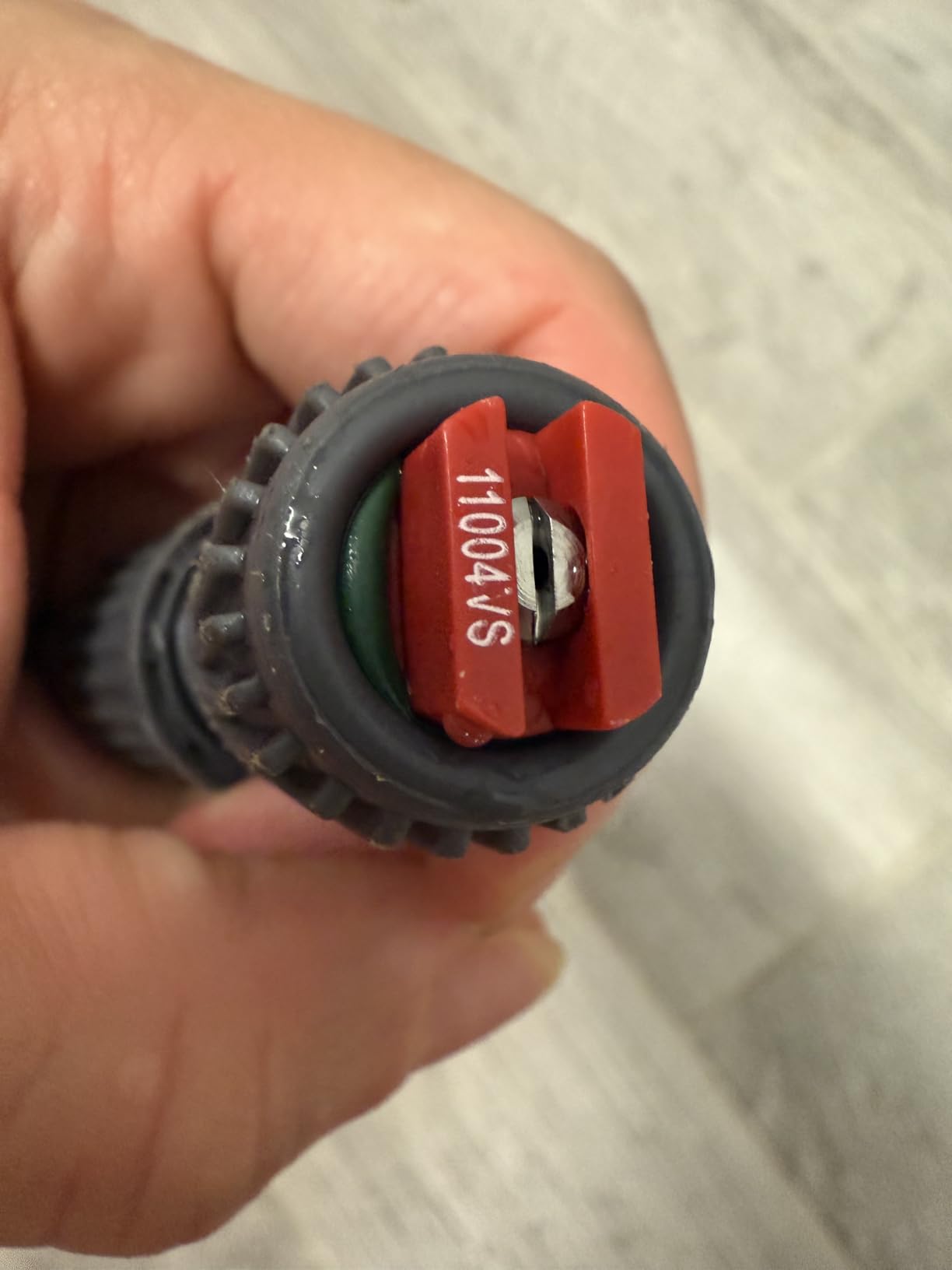 Saillong 2 Pcs 11004 Flat Spray Tip, 110 Degree Flat Fan Stainless Steel Nozzle, 0.18-0.37 GPM, 30-60 PSI, Sprayer Nozzle Tips for Garden, Greenhouse & Agricultural Knapsack Sprayers customer photo 2