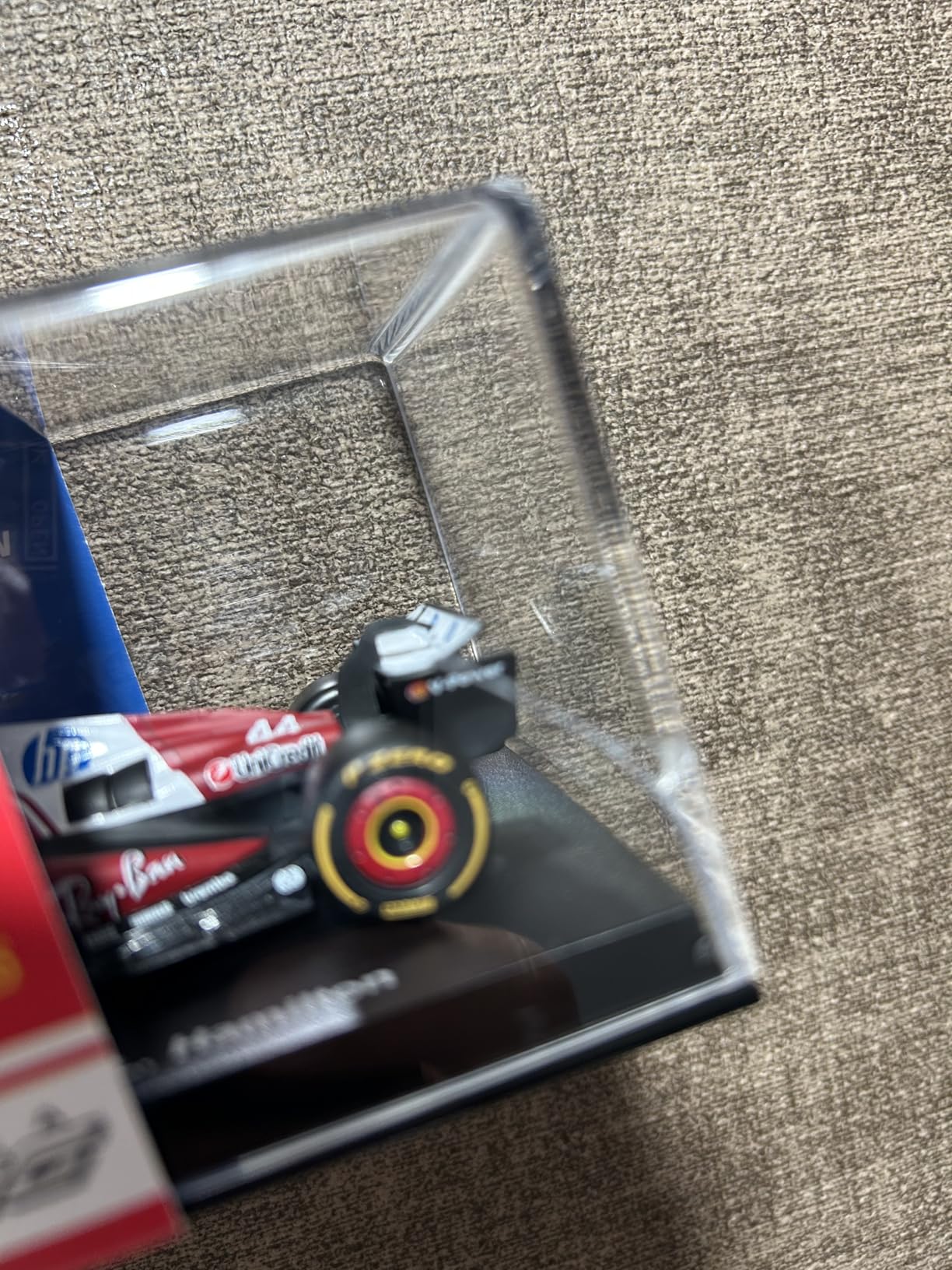 Bburago 1:43 2025 Ferrari Season Car w/Helmet, Hamilton #44 customer photo 2