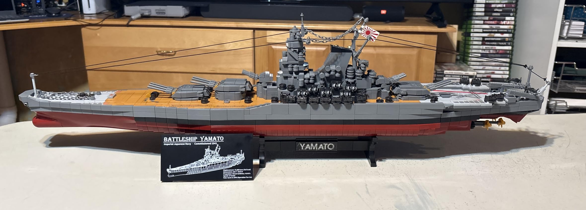 MISINI M7001 1:300 Japanese Yamato Battleship Building Blocks Set, 2569 Pieces WWII Navy Ship MOC Toy, Excellent Battleship Model Building Gift and Collection for Military Enthusiasts and Adults customer photo 1