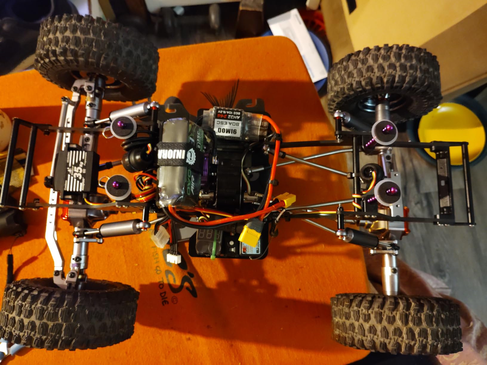 HobbyPark Waterproof 35KG High Torque Servo Motor Coreless Metal Gears Digital RC Steering Servo and 25T Servo Horn for 1/8 1/10 1/12 RC Crawler RC Trucks RC Cars Robots DIY 180 HV Fast, Powerful customer photo 1