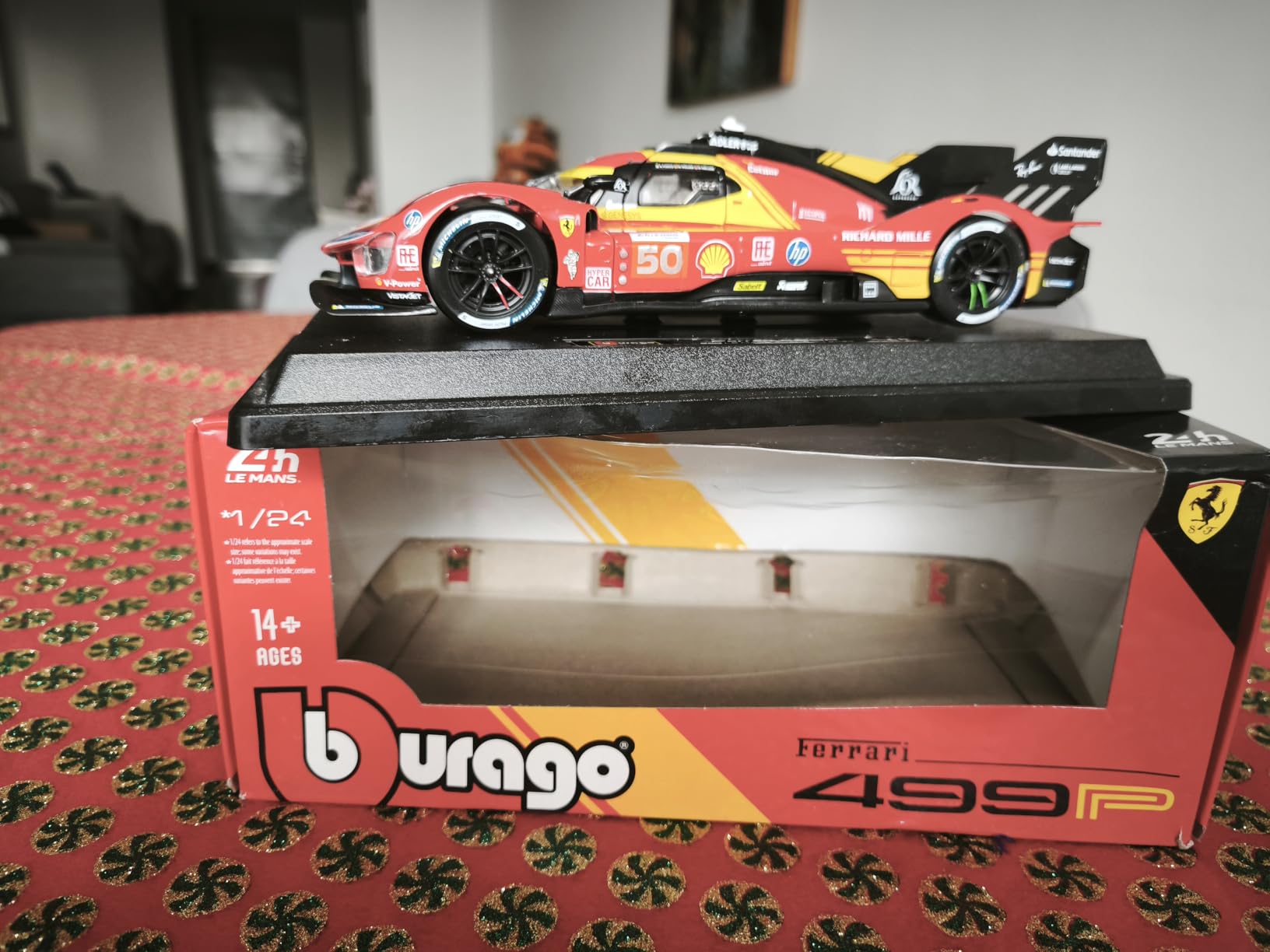 Bburago Ferrari 499P 24H Le Mans Champion 2024#50 1:24 Scale Diecast Car customer photo 2