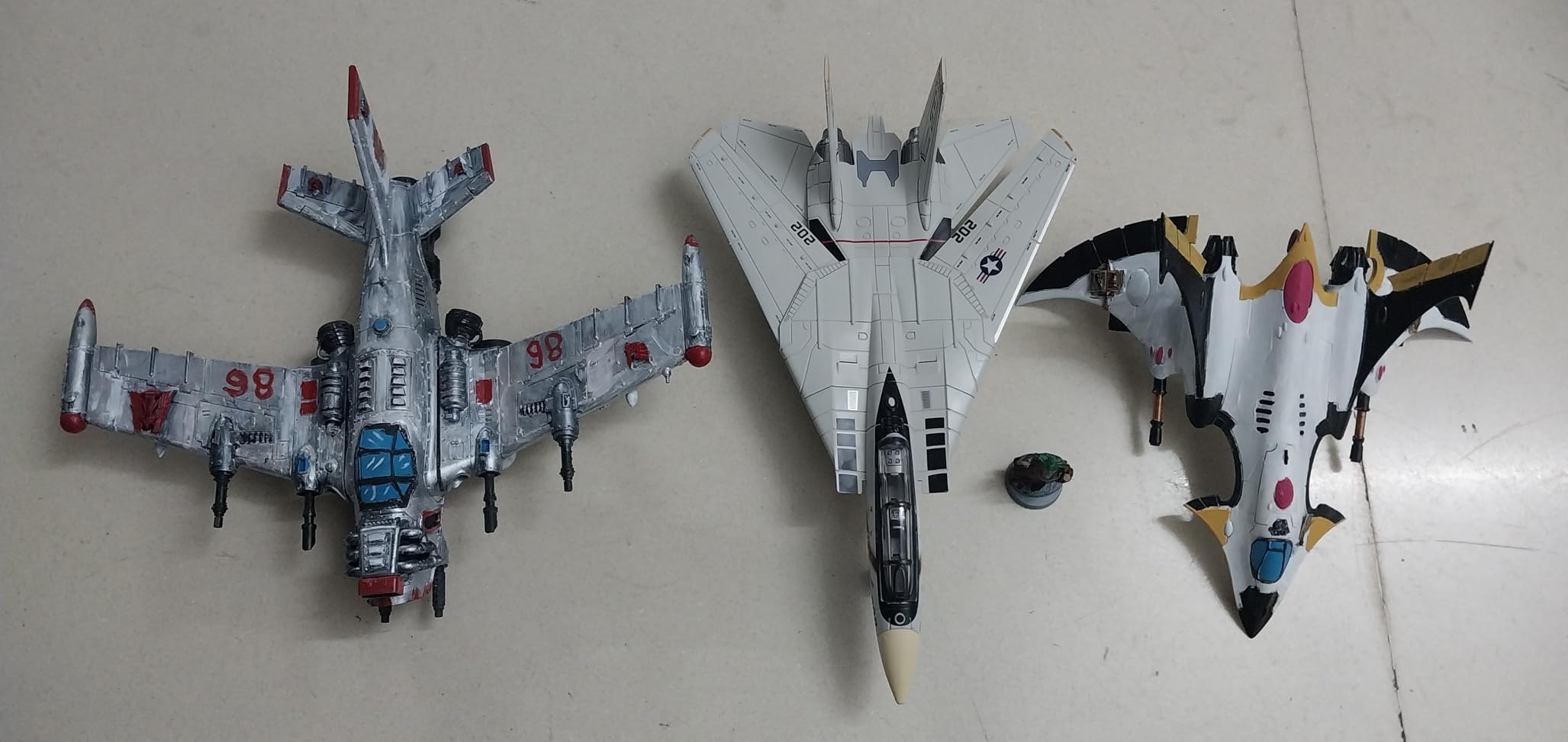 1:72 Scale F-35 Fighter Jet Quick Build Model Kit Plastic Military Airplane Assembly Aircraft Model with Stand Gift for Kids (27 Pieces) customer photo 2