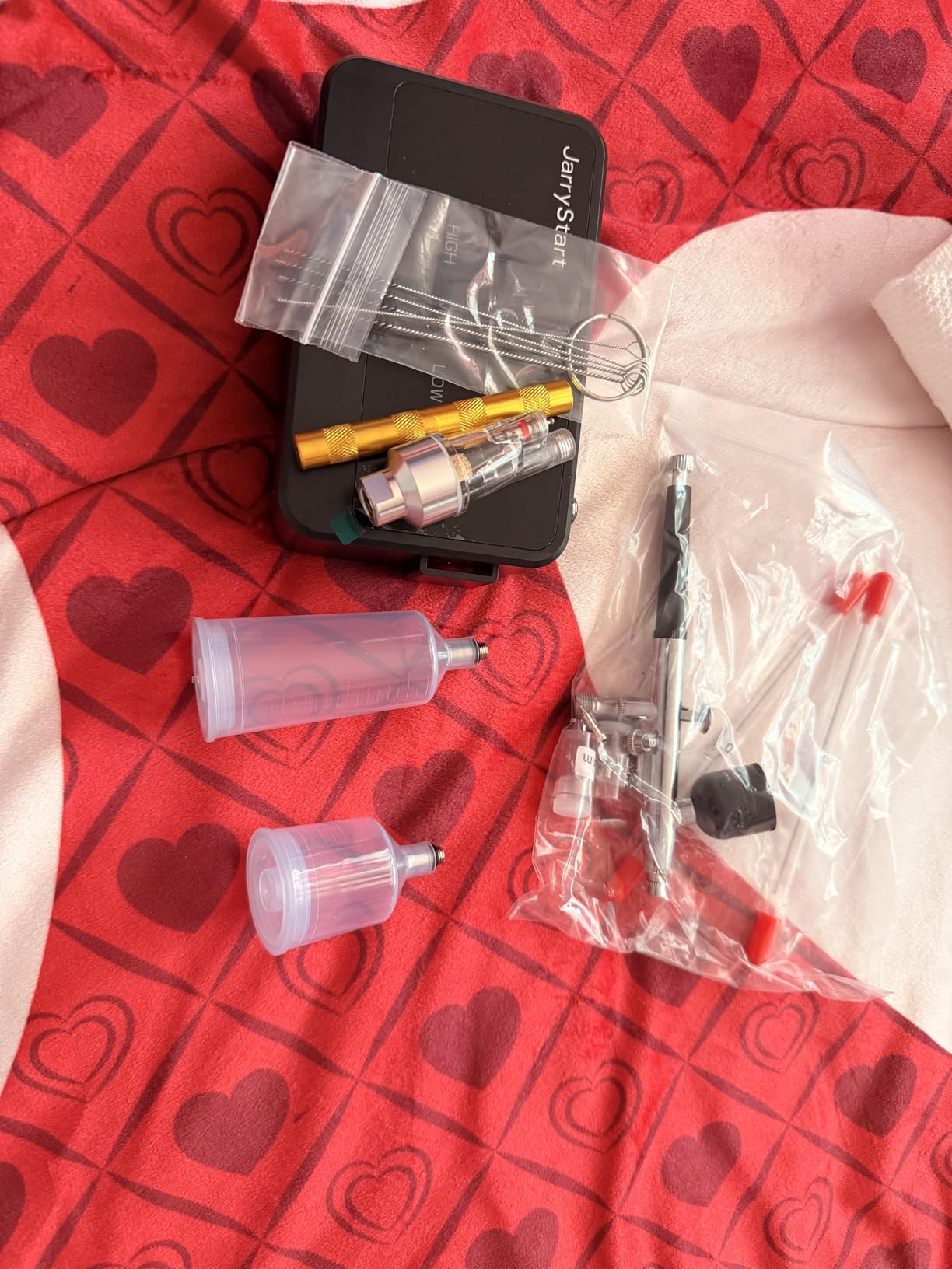 Airbrush Kit with Air Compressor, Intuitive 50 PSI High Pressure Air Brush with 0.2/0.3/0.5mm Nozzles & Cleaning Sets, Perfect for Modeling, Painting, Nails, Makeup, Cake Decorating customer photo 1