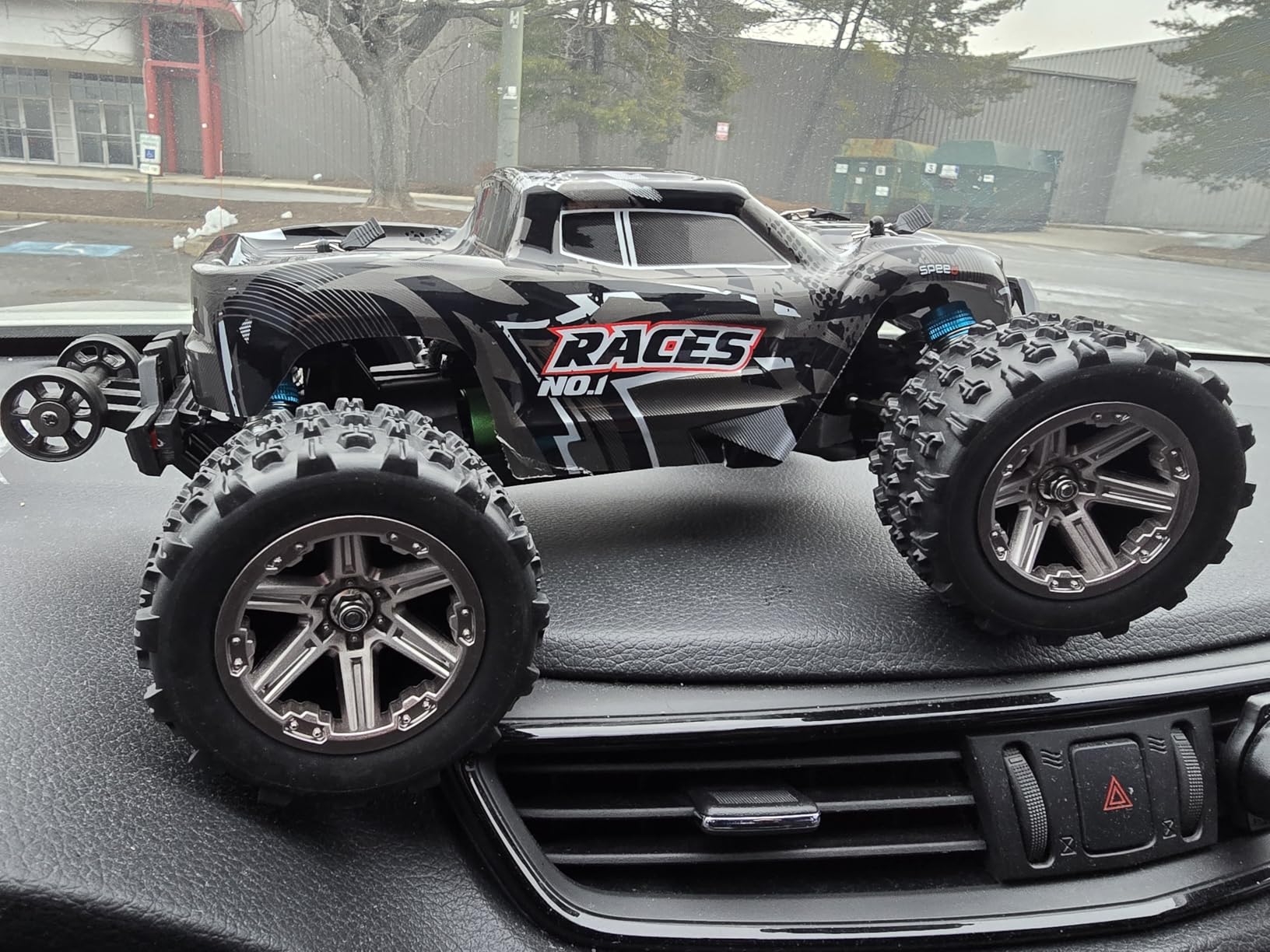 DEERC 1/10 Brushless RC Car for Adults, 60 KMH 4x4 3S Fast RC Trophy Truck with Spare Tire, Waterproof Off-Road Remote Control Monster Truck, All Terrain High Speed RC Car Gift for Boys customer photo 1