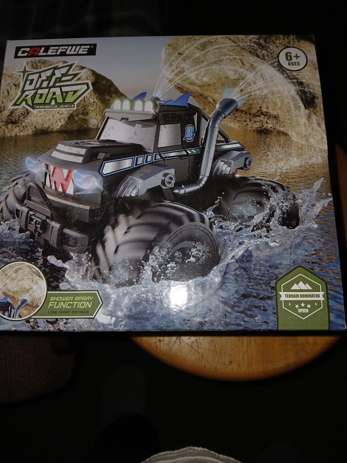 3-in-1 Amphibious Remote Control Car, RC Boat/Water Gun, 2.4GHz All Terrain Waterproof Monster Trucks for Boys Age 4-7 W/2 Batteries 70 min, Birthday Gift Pool Toys for Kids Ages 4-8 customer photo 1