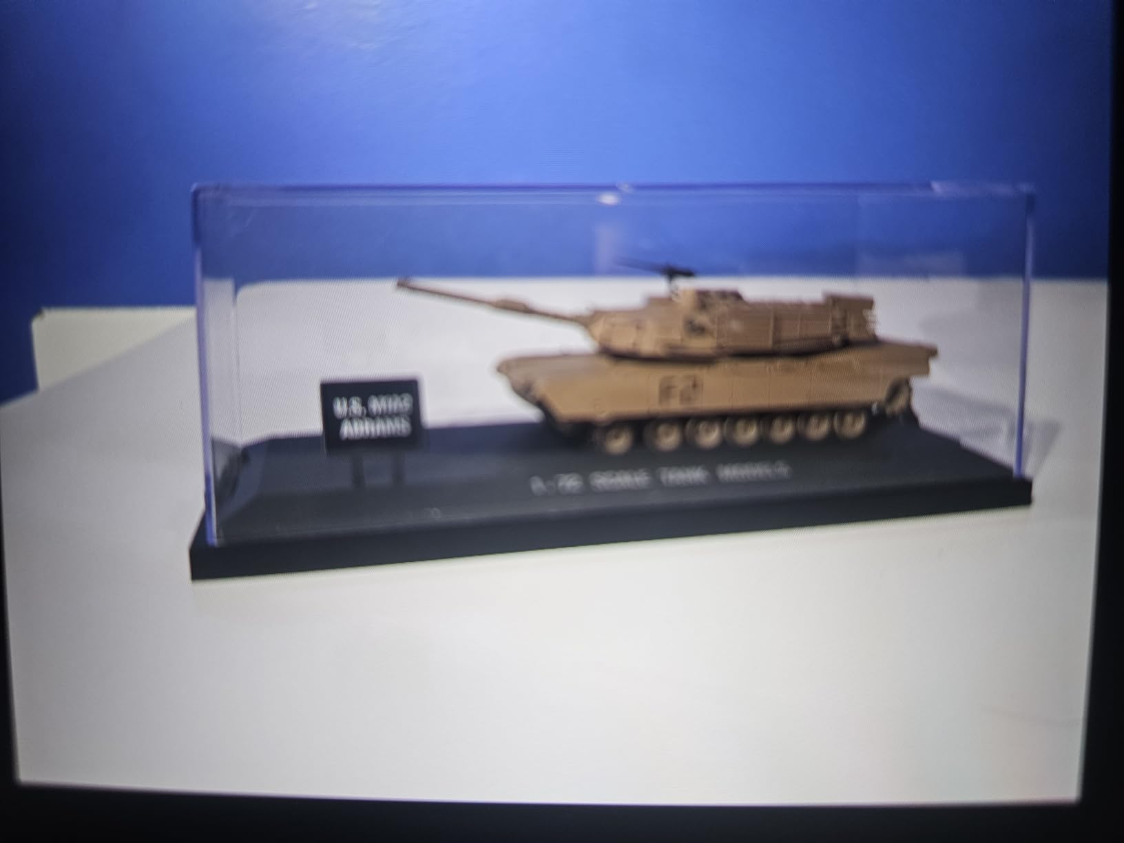 NUOTIE 1/72 Scale M1A2 Abrams Military Heavy Tank Model Classic Morden U.S. Diecast Vehicle Tank Model with Transparent Storage Box Gift or Collection for Adults customer photo 2