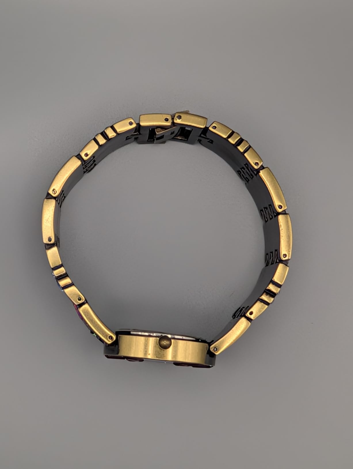 DUCLUS Light Box Photography 39×39 inch, 210 LED Large Photo Light Box with 3 Stepless Dimming Light Panels & 4 Matte PP Backdrops, Professional Photo Background Shooting Tent for Product Photography customer photo 2