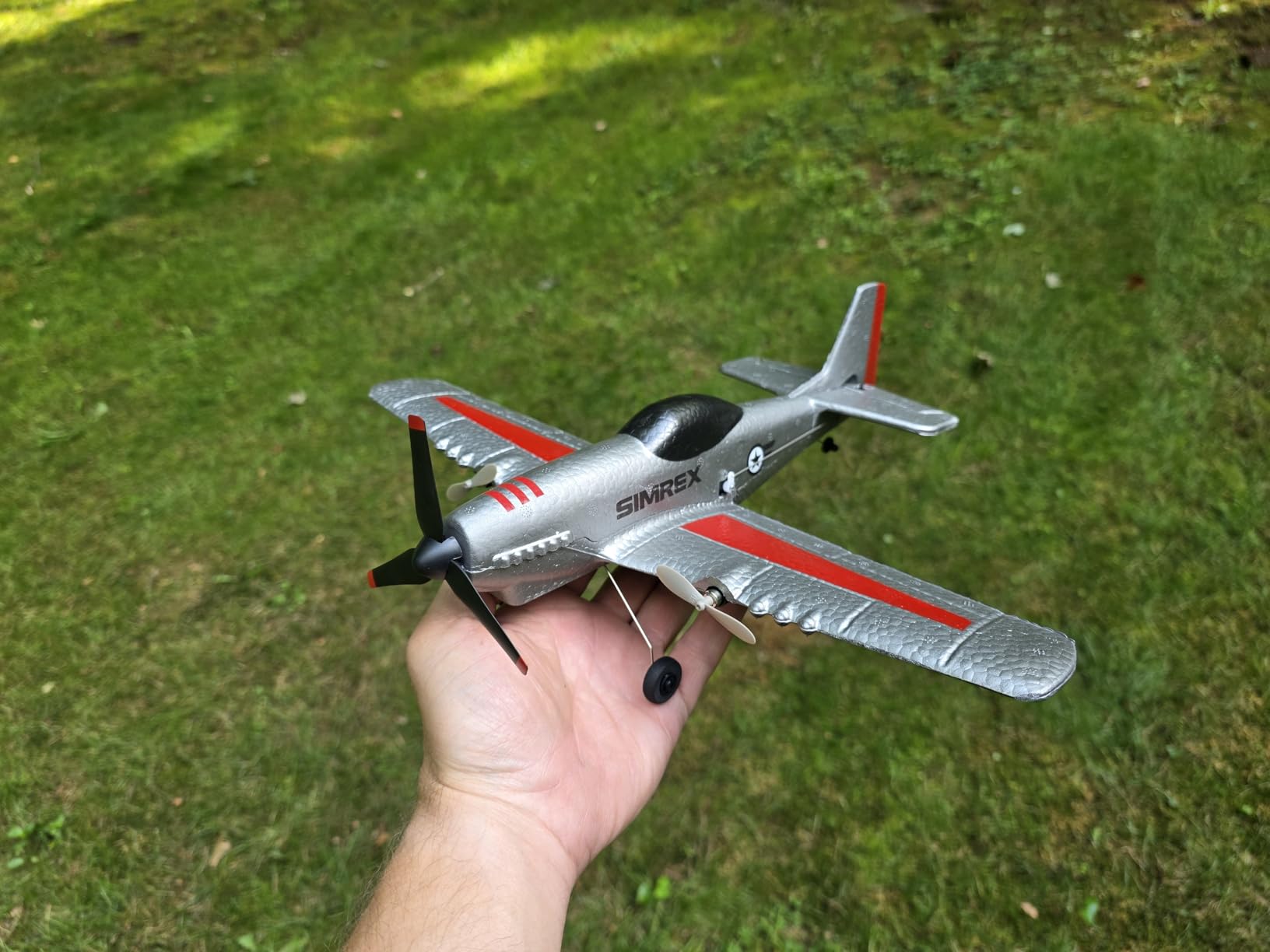 SIMREX RC Plane for Kids - 2.4GHz 3-Channel Remote Control Airplane Toy with 6-Axis Gyro, 2 Speeds, 2 Batteries, P51 RC Airplane, Foam Glider - Gift for Boys & Girls customer photo 1