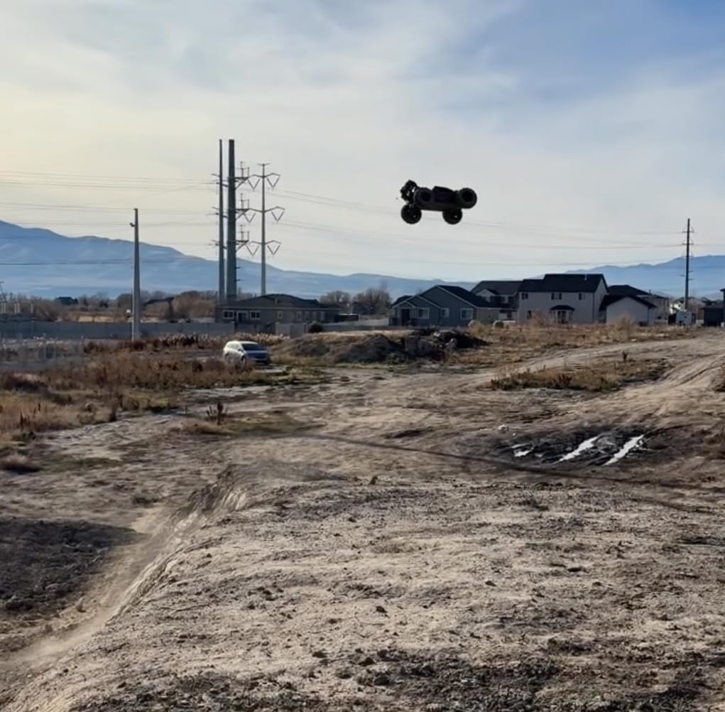 HYPER GO H14BM V3 1/14 Brushless RC Cars for Adults Fast 50 mph, RC Trucks 4X4 Offroad Waterproof, Electric Powered High Speed RC Car, Fast Extreme RC Truggy with 3S Battery for Snow Sand customer photo 2