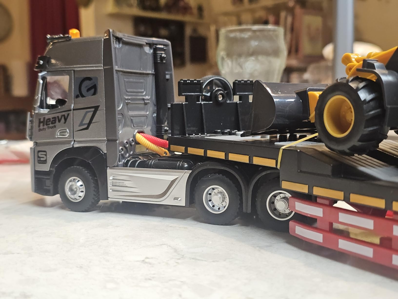 9 Channel RC Semi Truck Metal Cab, 2.4Ghz Remote Control Truck and Trailer with Lights and Sounds, Birthday Gift for Kids Boys 14.6