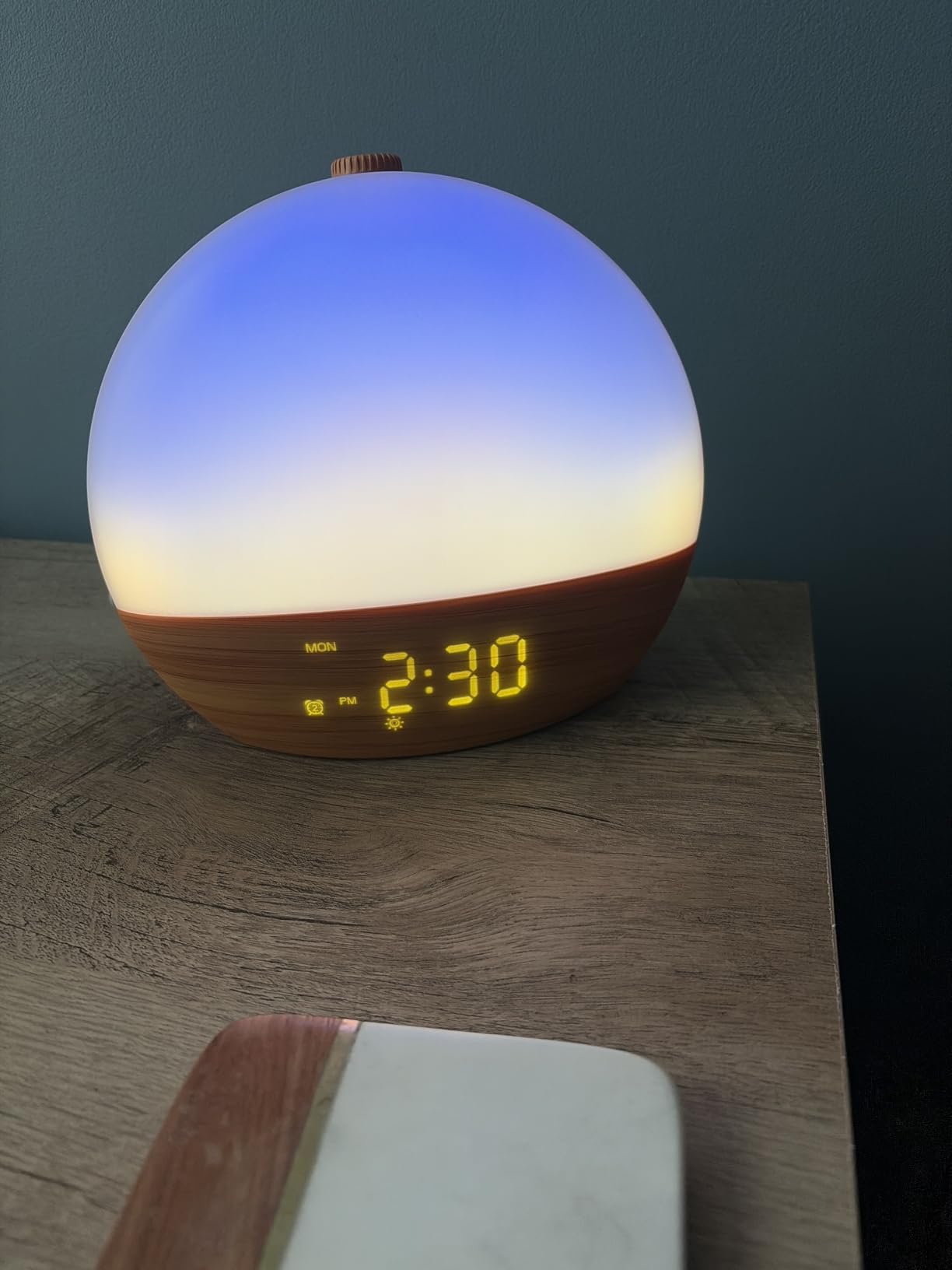 Sunrise Alarm Clock with Sound Machine - Wake Up Light, Wood Grain, Bluetooth, Dual Digital Alarm Clocks for Bedrooms, Adjustable Brightness, 30 Sleep Sounds, White Noise Machine for Baby & Adults customer photo 2