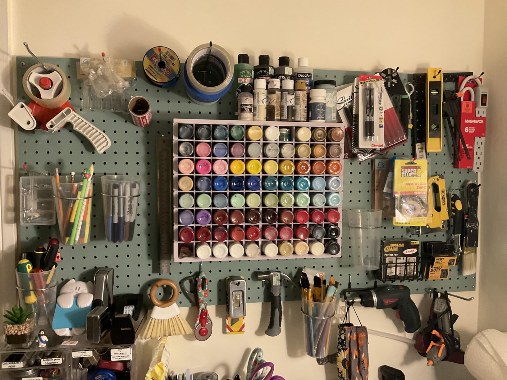 Krafetto 80 Grids Paint Organizer Storage Rack, Wall-mountable Craft Paints Holder, Paint Bottle Organizer Rack Stand for 2 oz Acrylic Craft Paints customer photo 1