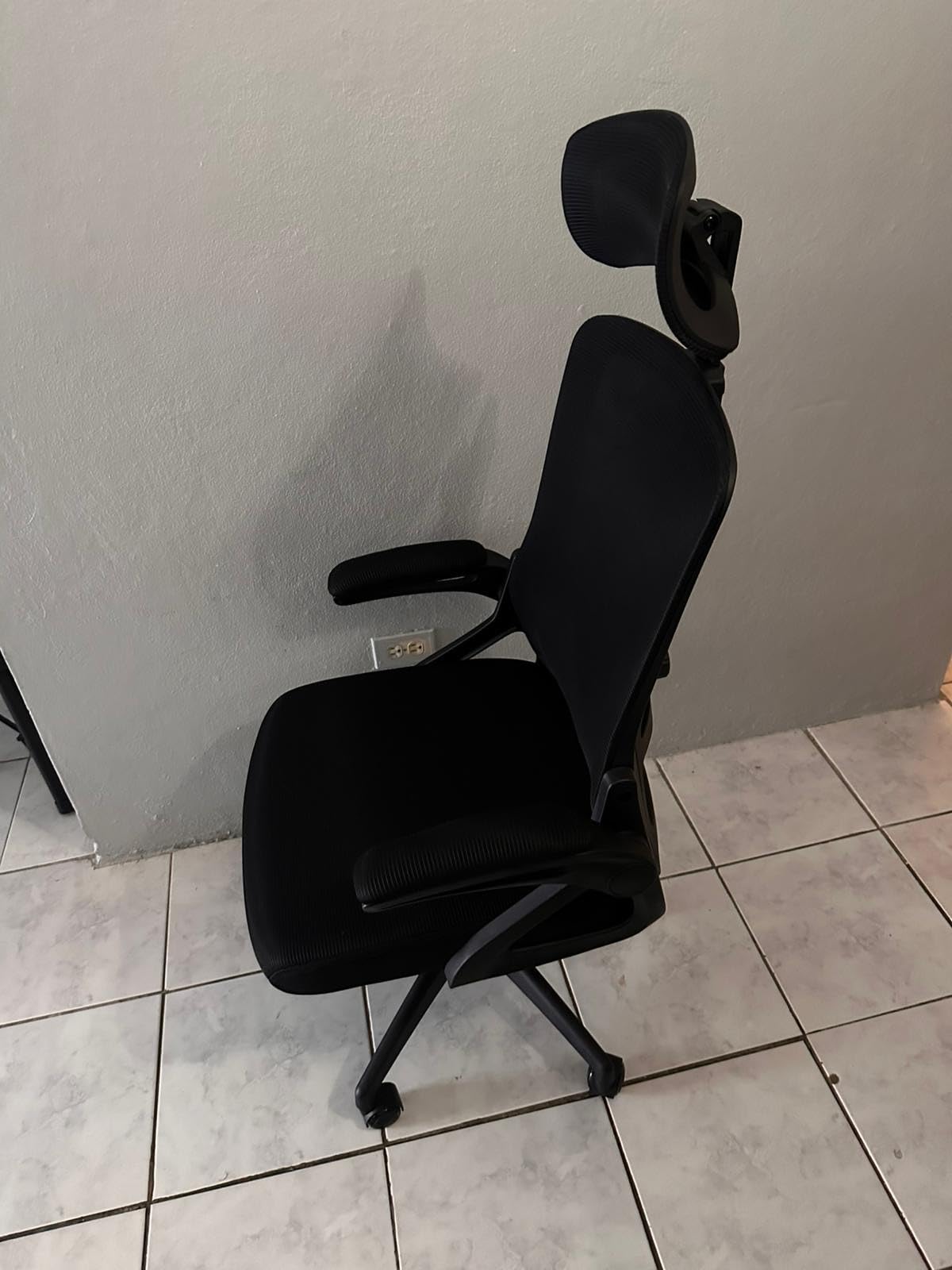 Fizzin Ergonomic Office Chair 400 LBS Computer Chairs with Adjustable Lumbar Support Breathable Mesh Desk Chair customer photo 2