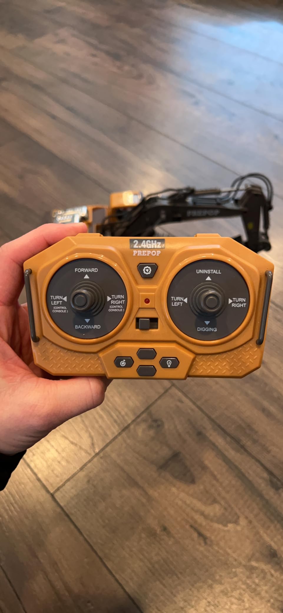 PREPOP Kids' RC Dump Truck Toy - Remote Control Construction Truck with Metal Bed, Lights & Sounds, for Boys Ages 6-10 Years and Up customer photo 2