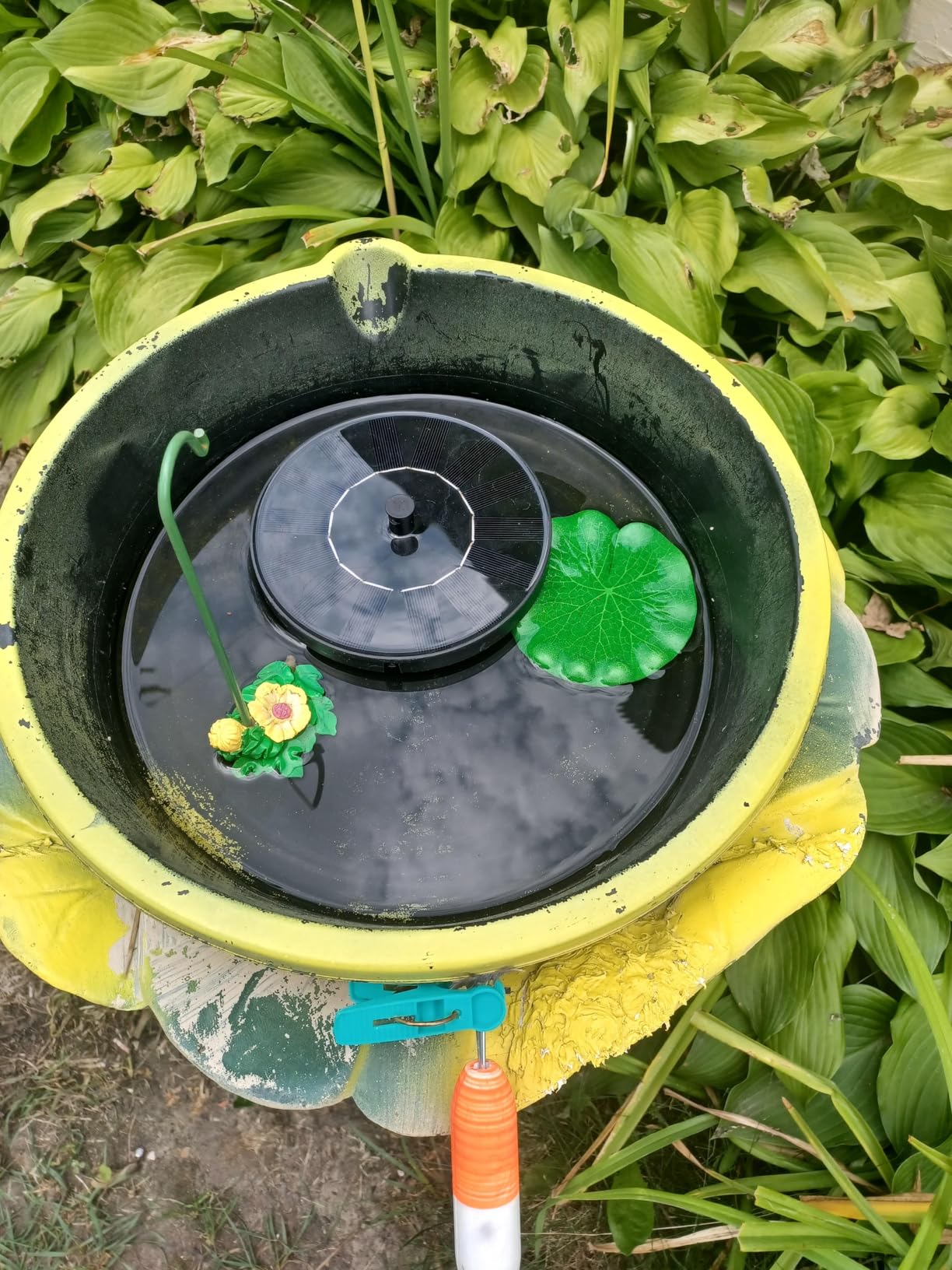 RAINFLOW 18PCS Lily Pads for Ponds Artificial Pond Plants Floating Flowers for Pool Aquarium Plants Lotus Flower for Fish Koi Pond Accessories for Outdoor Ponds Patio Pond Decorations 3Sizes customer photo 2