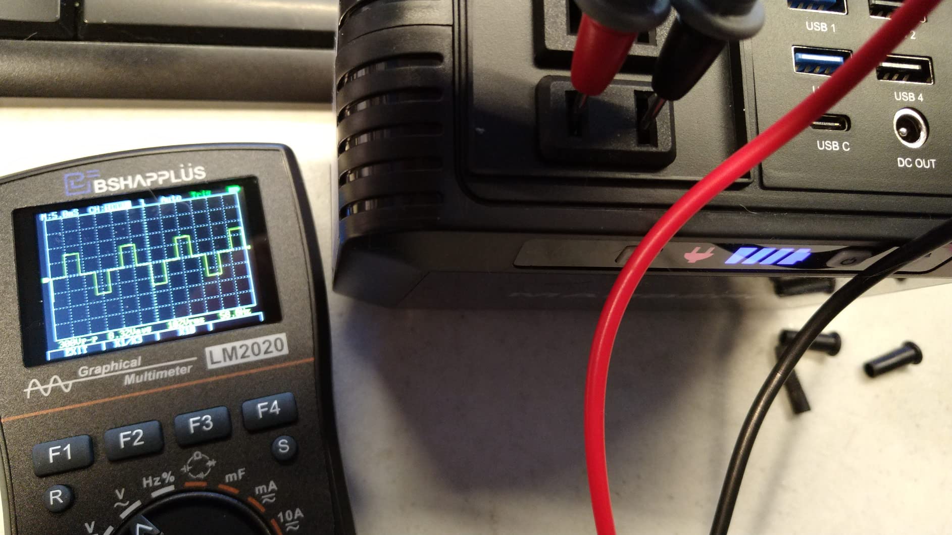 Dual Channel Handheld Oscilloscope,70MHz Bandwidth, 3-in-1 Digital Oscilloscope Multimeter with Signal Generator, 200MSa/s Sampling Rate, 20000 Counts with Type-C Fast Charge, Black & Red 1 customer photo 2