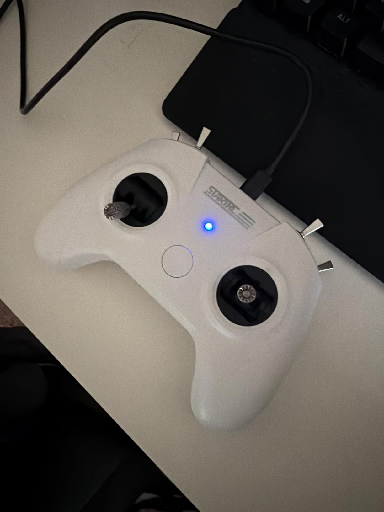 FLYDrone S8 Pro Drone Simulator Controller for FPV Beginner Pilots Training, 8 Channel Metal Joystick, Supports for DJI Virtual Flight/DRL/Uncrashed/Liftoff/DCL/VelociDrone/ Aerofly RC 10/RealFlight/Phoenix RC , Mode 2 (Grey) customer photo 2