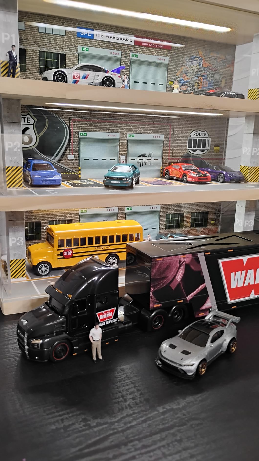 1:64 Scale International Lonestar Truck Model - Alloy Diecast Semi Trailer Tractor Head Toy, Classic Heavy Truck Trendy Stuff Cake Decorations Birthday Christmas for Grandkids Boys, Kids Adults- Blue customer photo 2