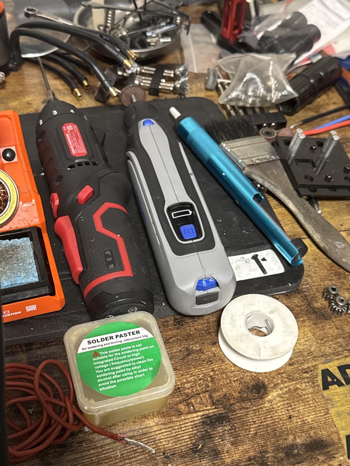 Dremel 8150 8V Cordless Rotary Tool Kit with Brushless Motor and LED Nose Cap - Variable Speed 5,000-30,000 RPM, USB-C Rechargeable and 20 Accessories customer photo 2