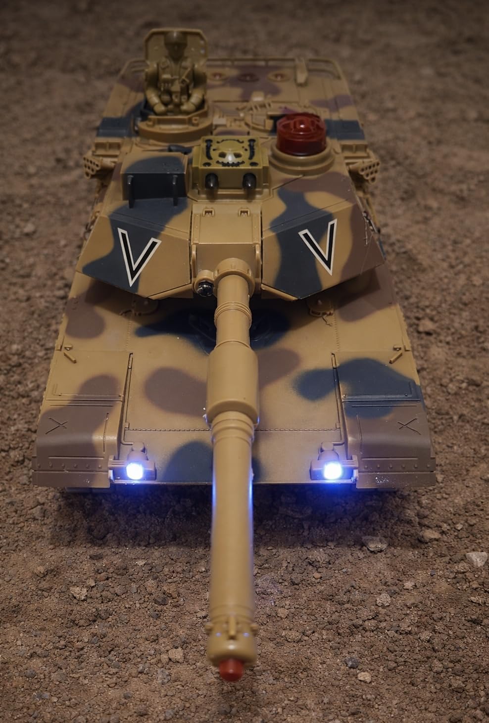 1/24 RC Tank, US M1A2 Army Toys with Sound Effects, Lights and Smoke, 2.4GHz Remote Control Tank for Boys, Infrared Battle Toy with Smoke and Sound Effect Gift for Kids Aged 4+ customer photo 2