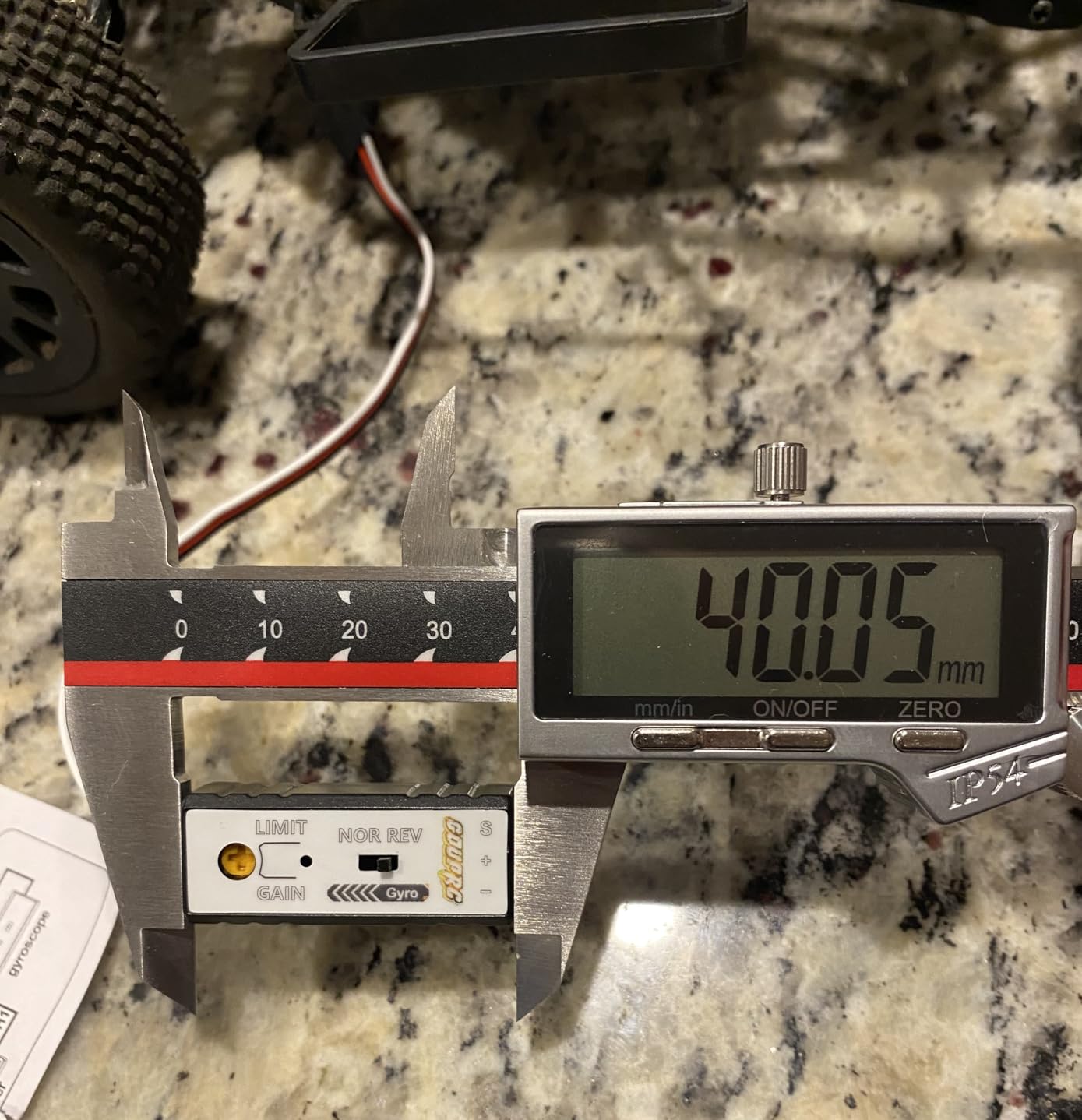 GOUPRC Mini Gyro Module Sensitivity Adjustable and Direction Changeable Automatic Stability Control RC Gyro for RC Car Boat customer photo 1