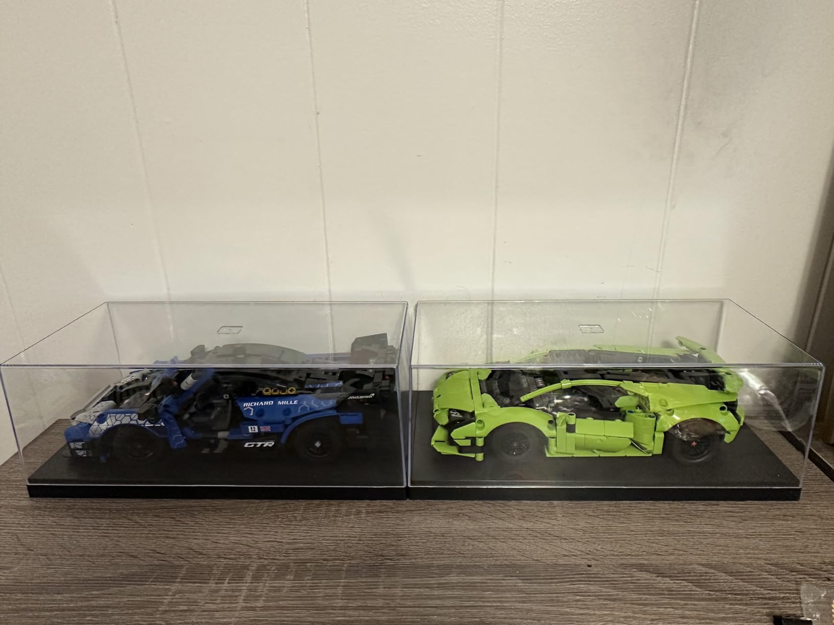 Greenlight 1:18 Scale Acrylic Display Case for 1:18 Diecast Cars, Clear Cover with Black Base, Stackable Design customer photo 2