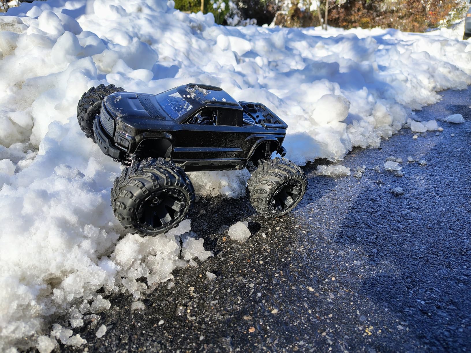 UDIRC 1610S Brushless Fast RC Car, 56+ MPH and Standing Backflip in Stock Setup, Includes 3S LiPo Battery, 1:16 High Speed RC Truck, 4WD RTR Off-Road Monster RC Truck for Adults customer photo 1
