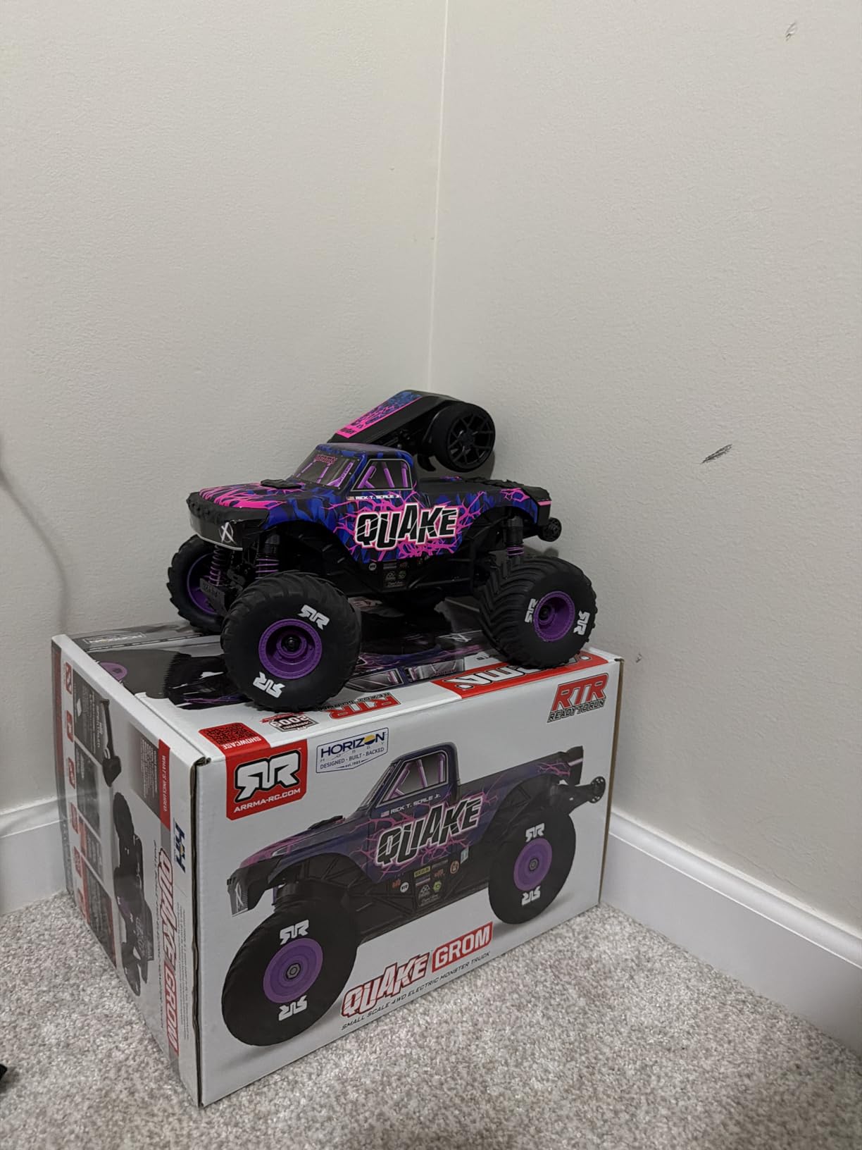 ARRMA RC Truck 1/16 Quake GROM 4X4 RTR Brushed Monster Truck (Battery & Charger Included), Purple, ARA2137T3 customer photo 1