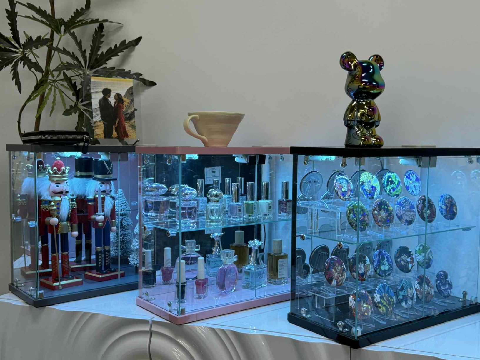 Dystler Lighted Clear Glass Display Case - for Figures & Collectibles, Small 2-Tier Display Cabinet with Charging Station, LED Display Box with Lights & Human Sensor, for Model Car, Perfume, Black customer photo 2