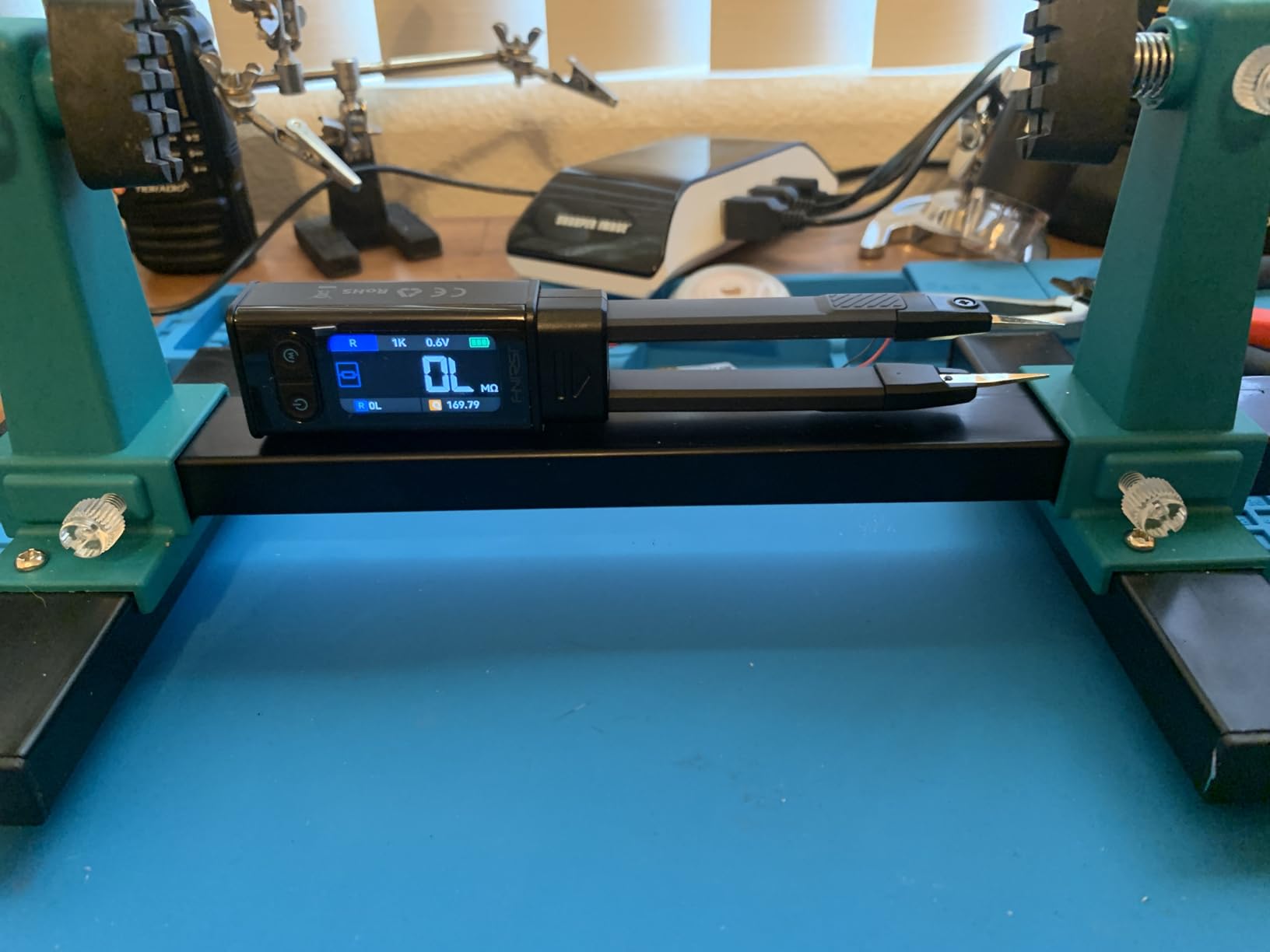 FNIRSI LCR-ST2 100kHz LCR ESR Meter Tweezer, SMD & Through-Hole Component Tester, Auto Sort Compare, Resistor, Inductor, Diode, Capacitor Tester, Measures Voltage & Continuity, Full-Band Scan customer photo 1