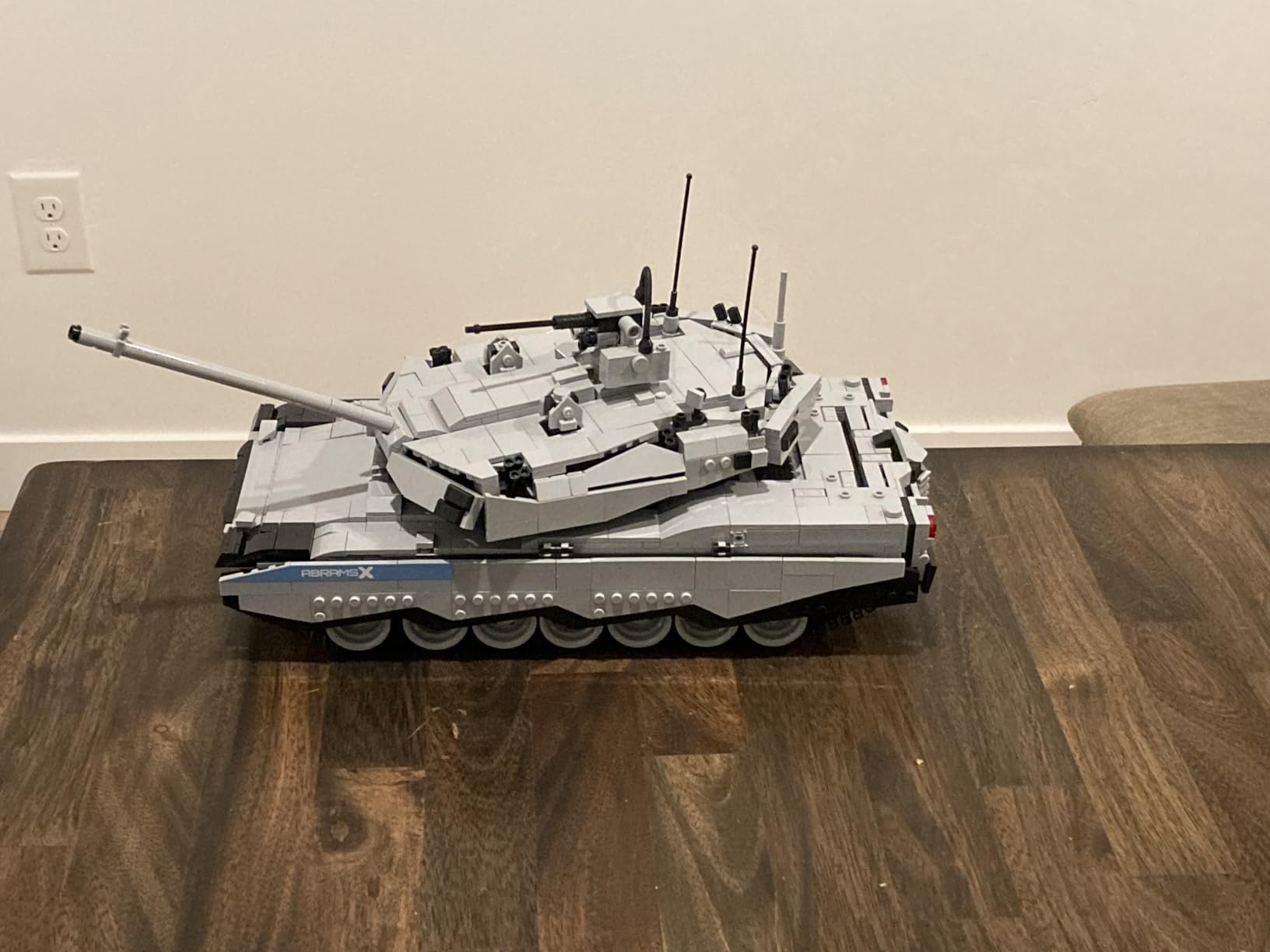 Nifeliz Military Abrams-X Tank Model Set, Modern Army Main Tank Building Set for Adults to Build and Collection (2,136 PCS) customer photo 2