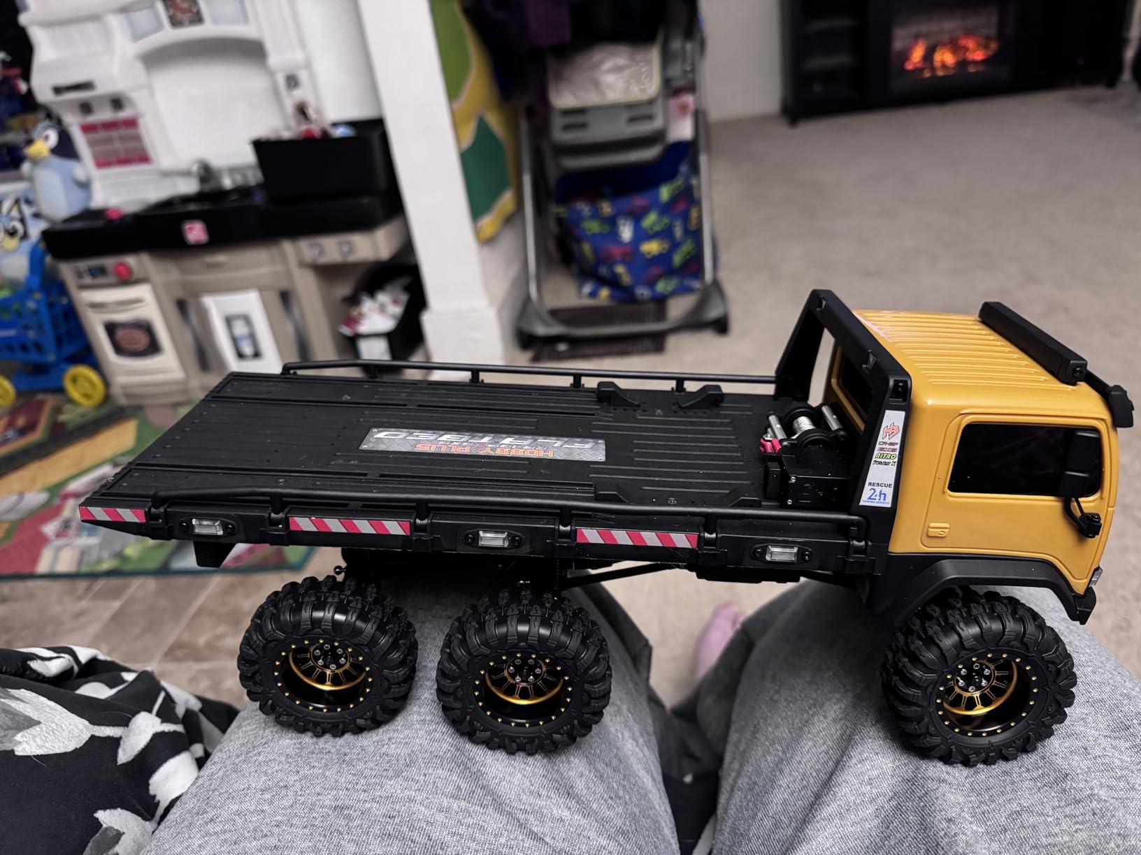 HOBBYPLUS ARKTOS V1.5 CR18P Rock Crawler RTR All Terrain - Remote Control Car, Rock Crawler 1/18 Scale 6WD 2 Speed Transmission Off Road for Adults, RC Hobbyists (Green) customer photo 1