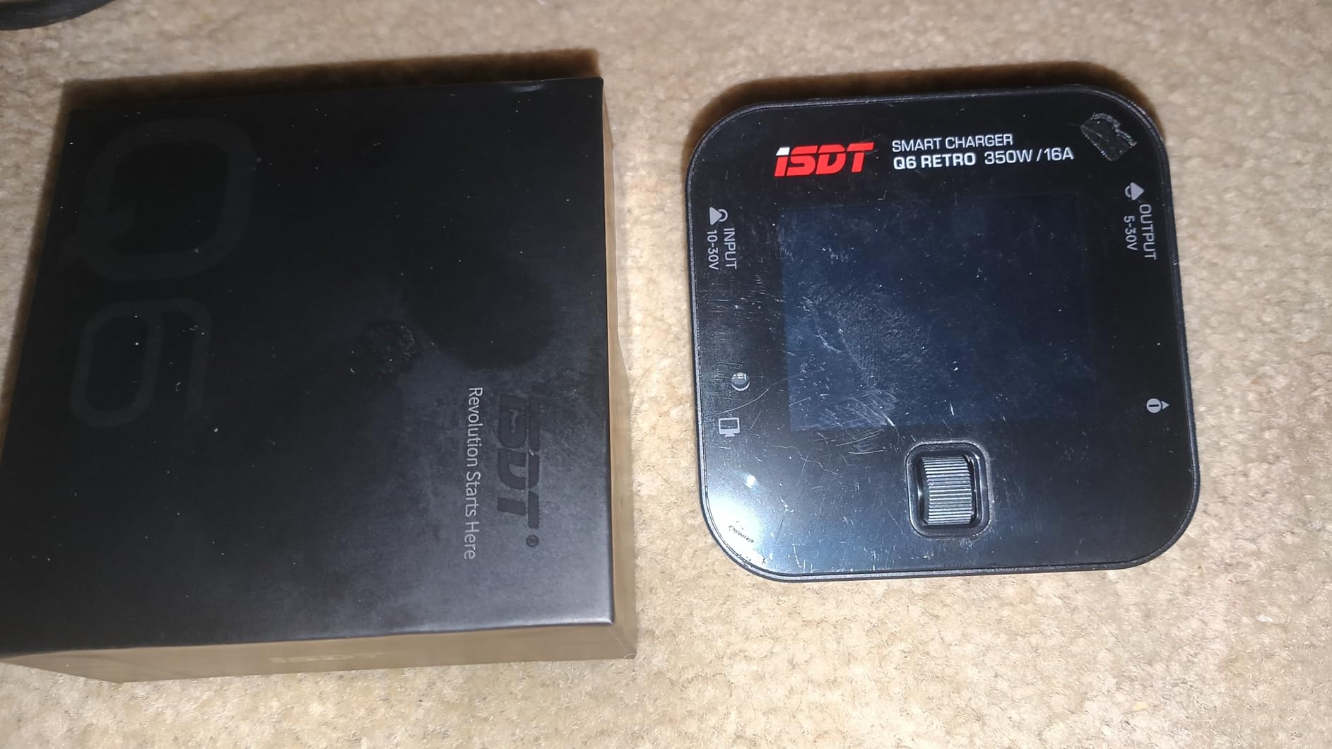 ISDT Q6 Retro 350W 16A DC Smart Pocket Charger, XT60 Battery Charger for 1-6S Life/LiPo/LiHV, Compact & Portable with USB-C Firmware Upgrade customer photo 1