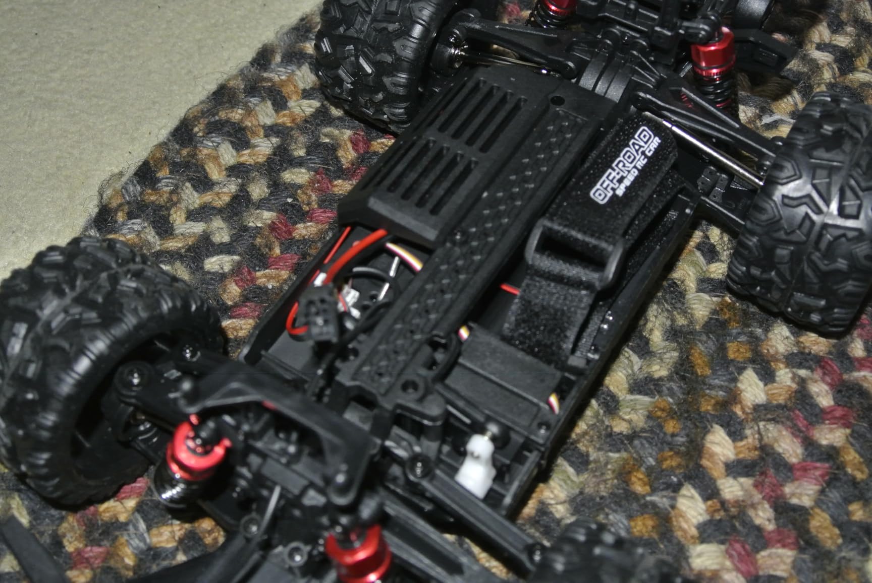 DEERC 9311E 1/18 All Terrain Fast RC Cars for Adults 40KPH,4WD Electric Off-Road Remote Control Monster Truck,2.4Ghz High Speed Car,Waterproof Monster Truck with 2 Batteries for Boys & Kids customer photo 2