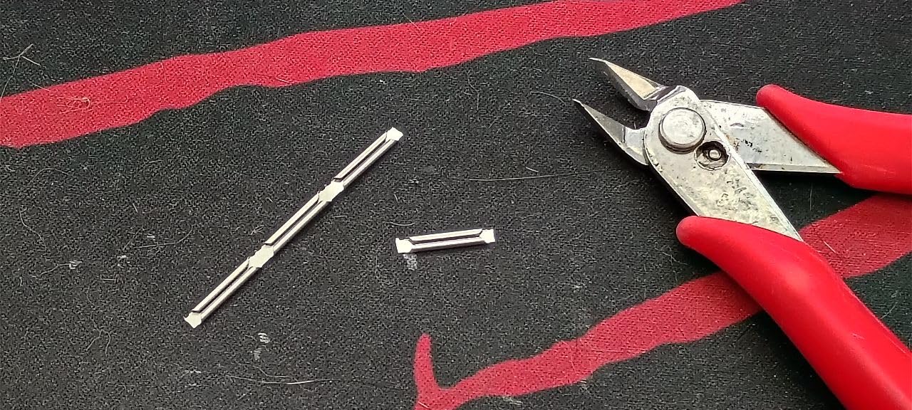 48Pcs Universal HO Scale Rail Joiners for C Track, Nickel Silver Train Track Accessories Model Railway Electrical Connectors customer photo 2