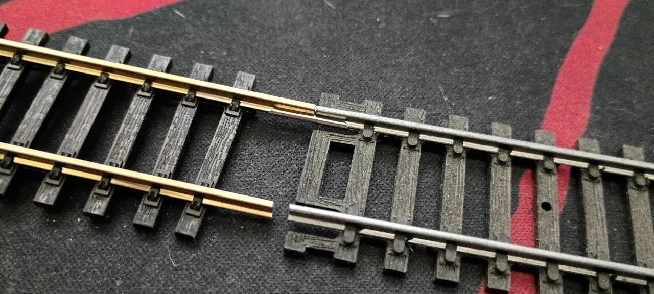 96Pcs Universal HO Scale Rail Joiners for C Track, Nickel Silver Train Track Accessories Model Railway Electrical Connectors customer photo 3