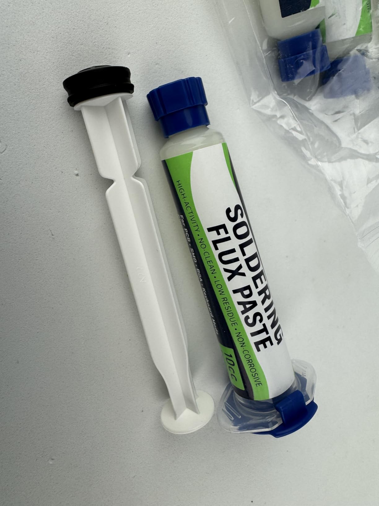 No Clean Solder Flux Paste for Electronics Repair, Lead-Free Rosin Soldering Flux, 4 Pack 10cc Syringe Flux Paste for PCB, SMD, SMT, Desoldering, DIY Soldering, Circuit Board Maintenance and Rework customer photo 1