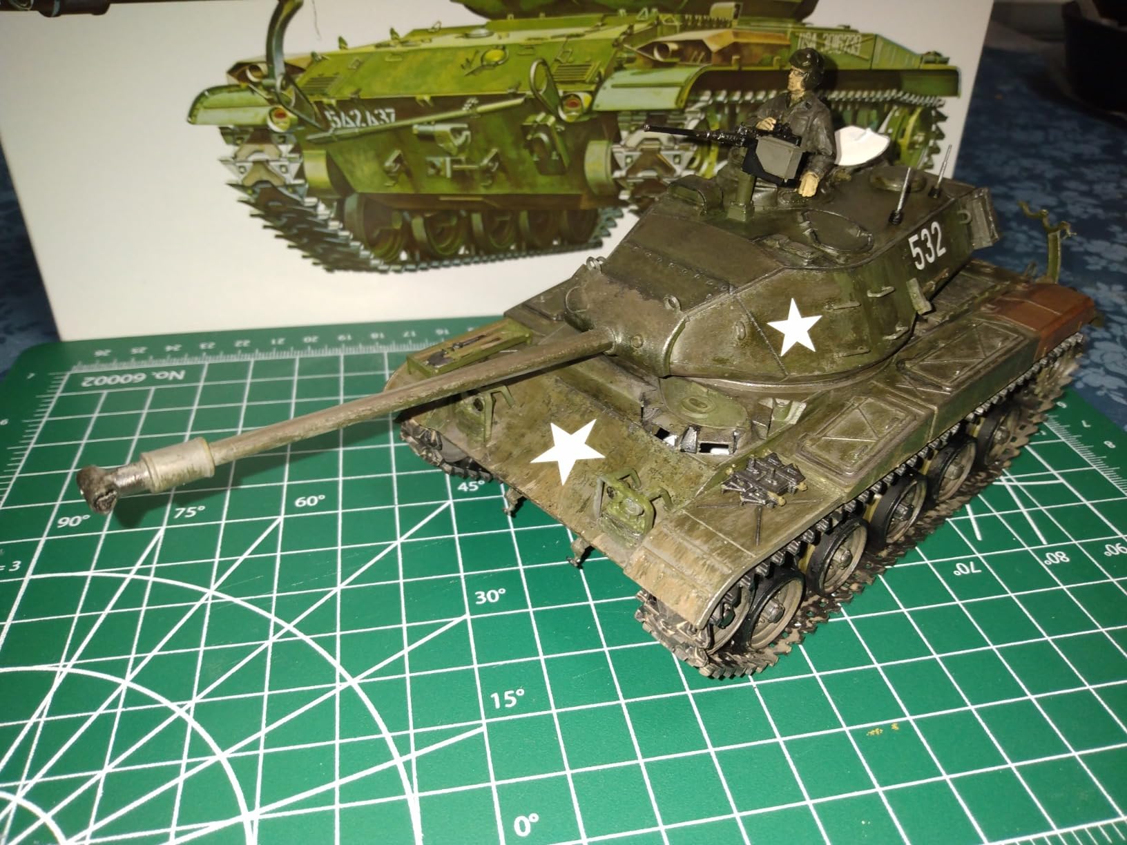 Tamiya TAM35055 1/35 US M41 Walker Bulldog customer photo 2