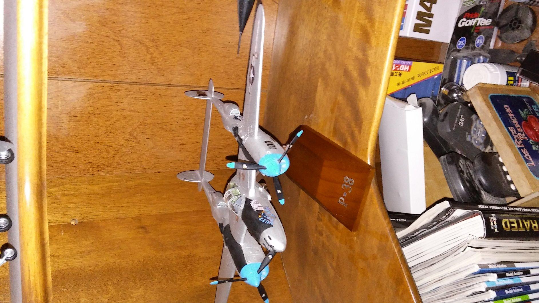 Academy P-38 Lightning (J, Droopsnoot, Pathfinder, Recon), 1/48 Scale customer photo 2