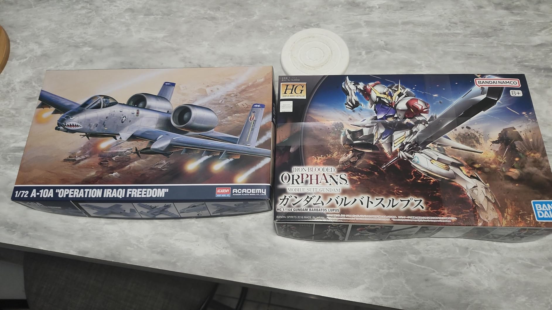 Academy ACA12402 Model Kit, Various for ages 14+ customer photo 2