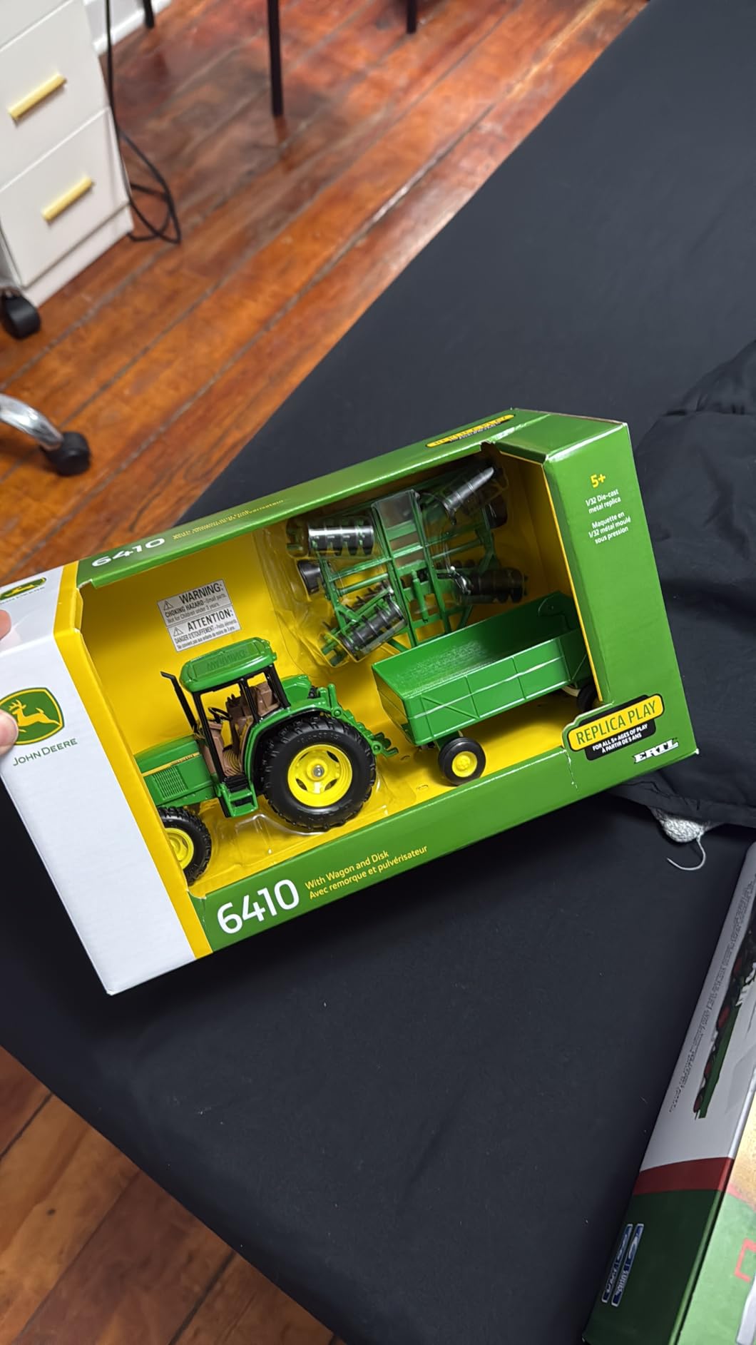 ERTL John Deere 6410 Tractor Toy Set - 1:32 Scale - Includes Wing Disk and Barge Wagon Toy - Articulated Parts and Free-Rolling Wheels - Collectible John Deere Tractor Toys - Ages 5 Years and Up customer photo 1
