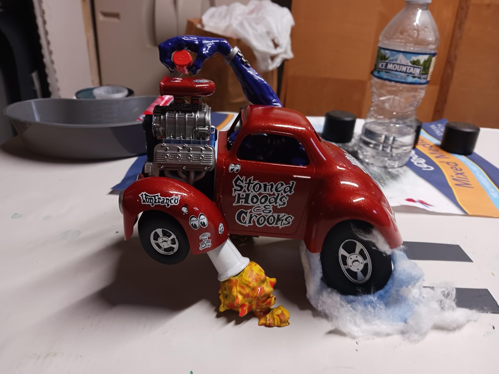 Moebius Models Von Franco's Stoned Hoods & Crooks Plastic Model Kit, 1/25 Scale customer photo 1